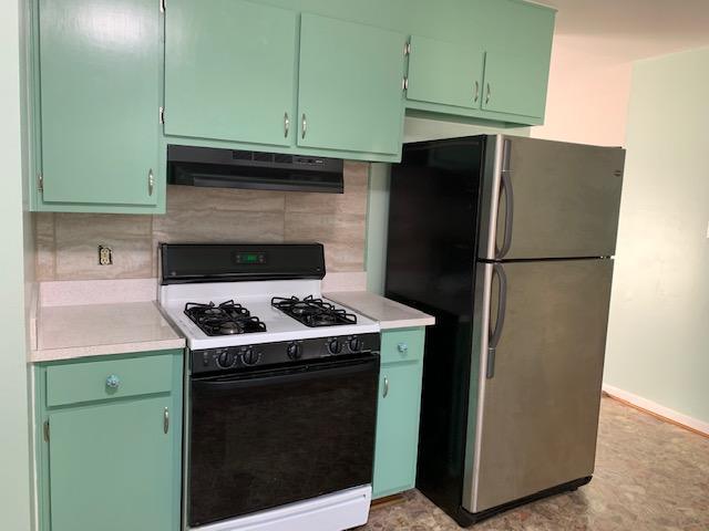 CAROL ANNE MANOR - Residential
