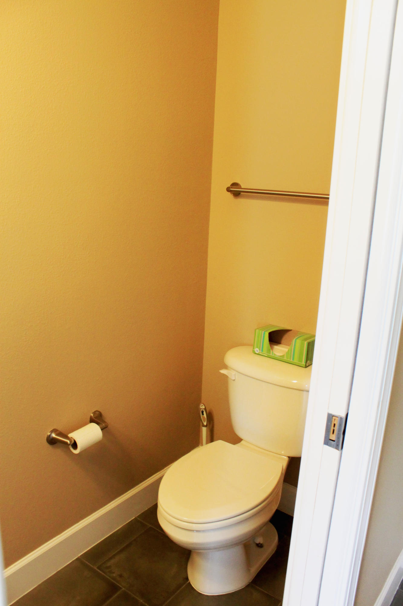SOUTH HAVEN TOWNHOMES - Residential Lease