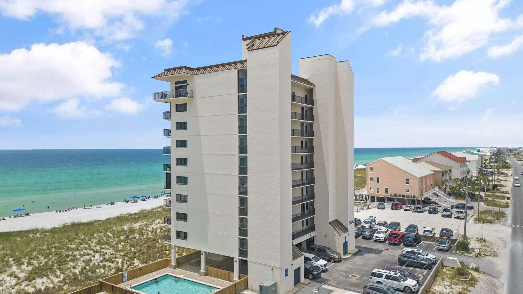 SUNDUNES CONDO - Residential