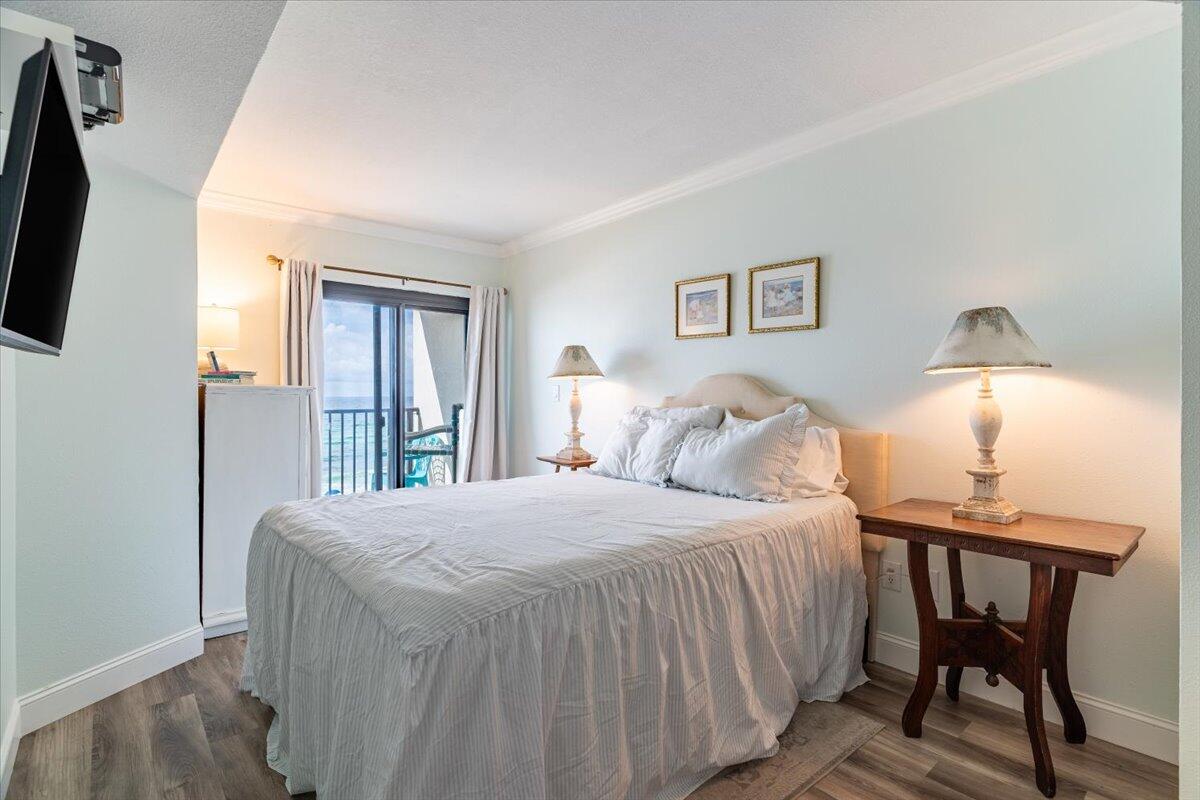 SUNDUNES CONDO - Residential