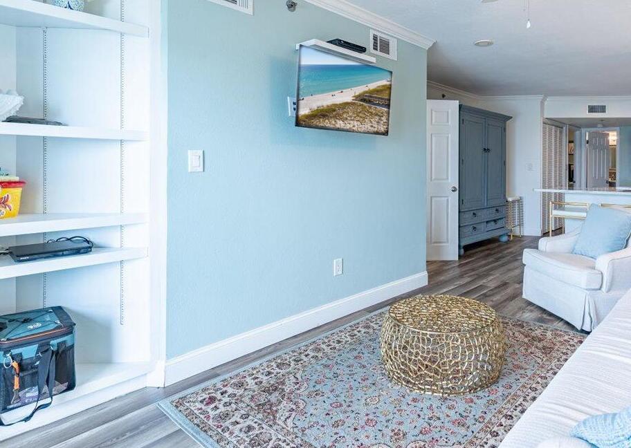 SUNDUNES CONDO - Residential