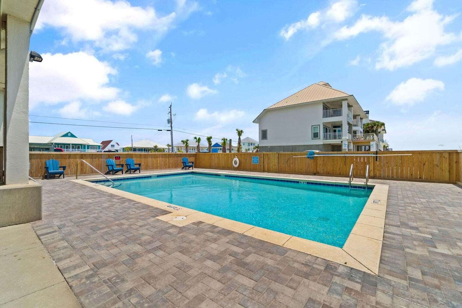 SUNDUNES CONDO - Residential