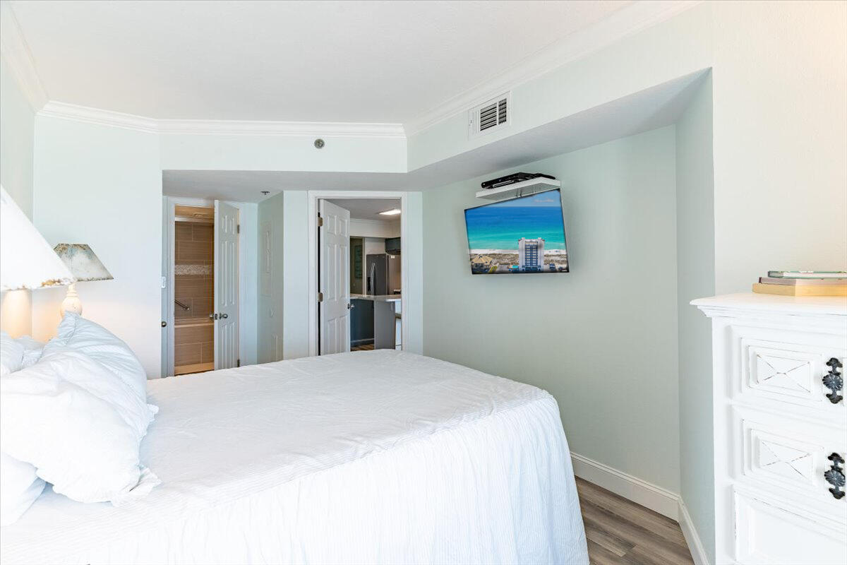 SUNDUNES CONDO - Residential