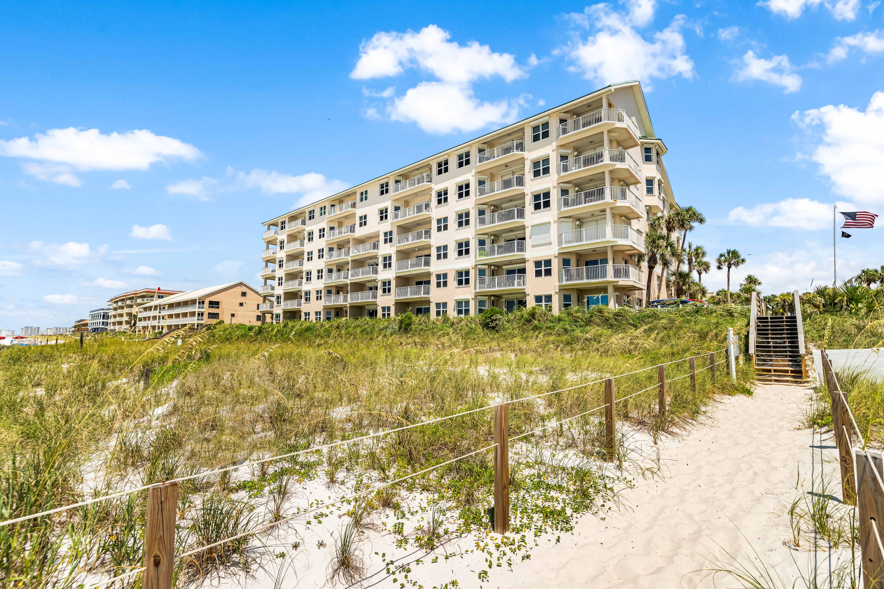 CRYSTAL DUNES CONDO - Residential