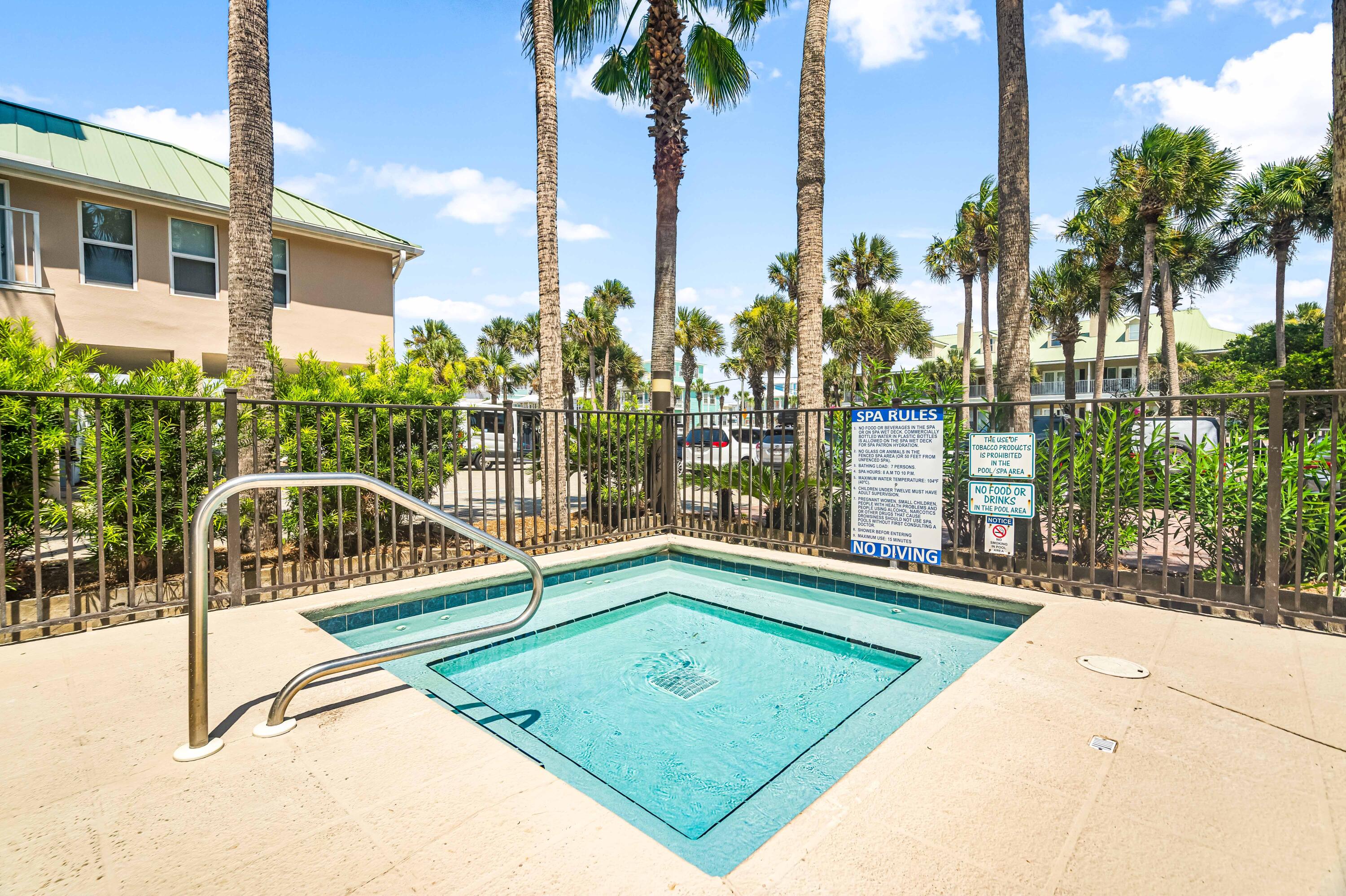 CRYSTAL DUNES CONDO - Residential