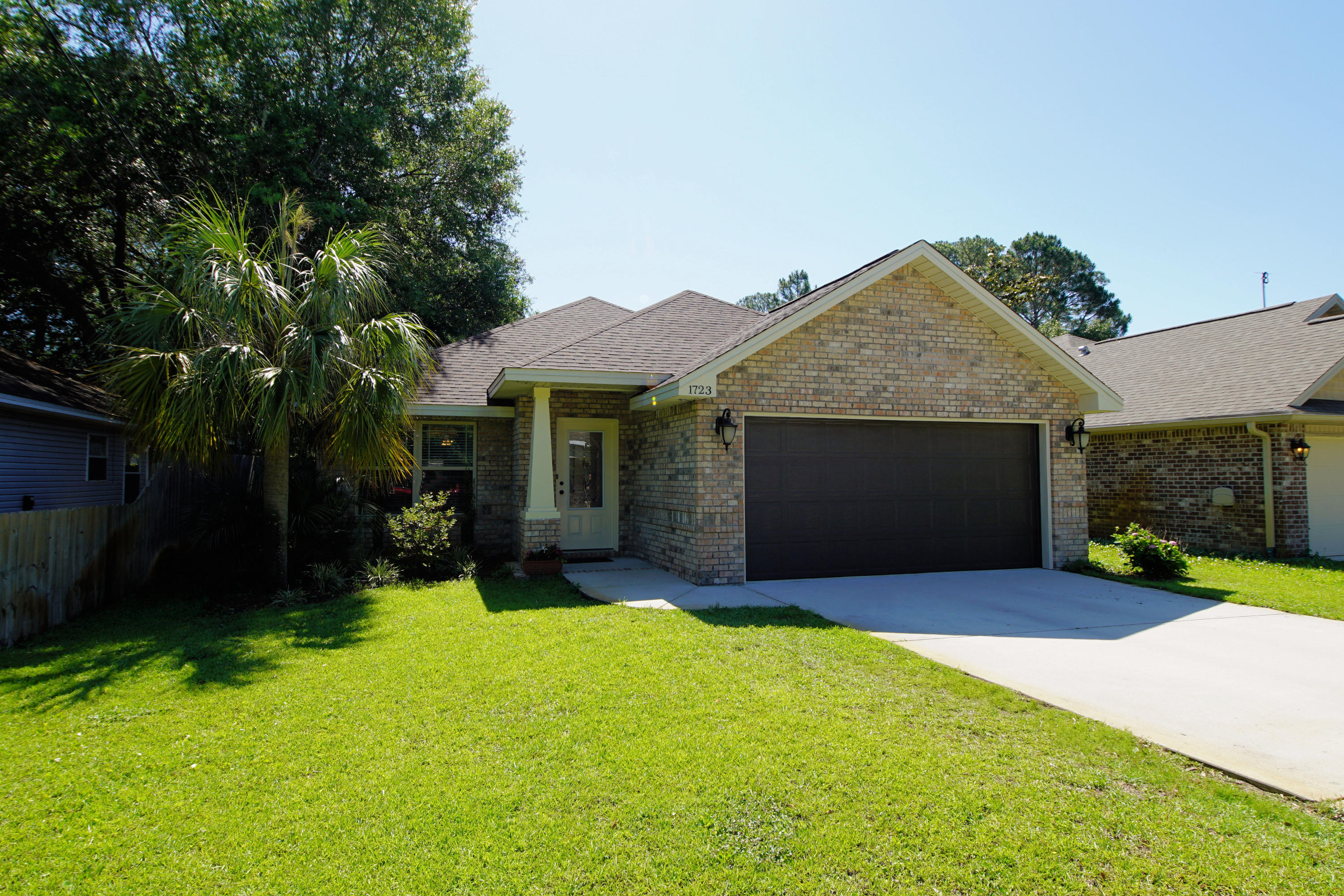 Gorgeous home built in 2015 in the heart of Niceville. This 4 bedroom , 2 1/2 bath home has a lovely open floor plan .The kitchen comes with stainless appliances, lots of cabinets, granite counters and breakfast bar and opens to the living room with a double trey ceiling and crown molding.The master bedroom has a trey ceiling , large walk in closet and master bath. Master bath has a walk in shower, garden tub and double vanity with granite counters. The 3 additional bedrooms are together with a full bath. The home also has a dining room, laundry room , half bath and 2 car garage. The yard is fully fenced and has a sprinkler system. Pets may be considered with owner approval and a non refundable pet fee. ALL applicants over the age 18 must fill out an application.