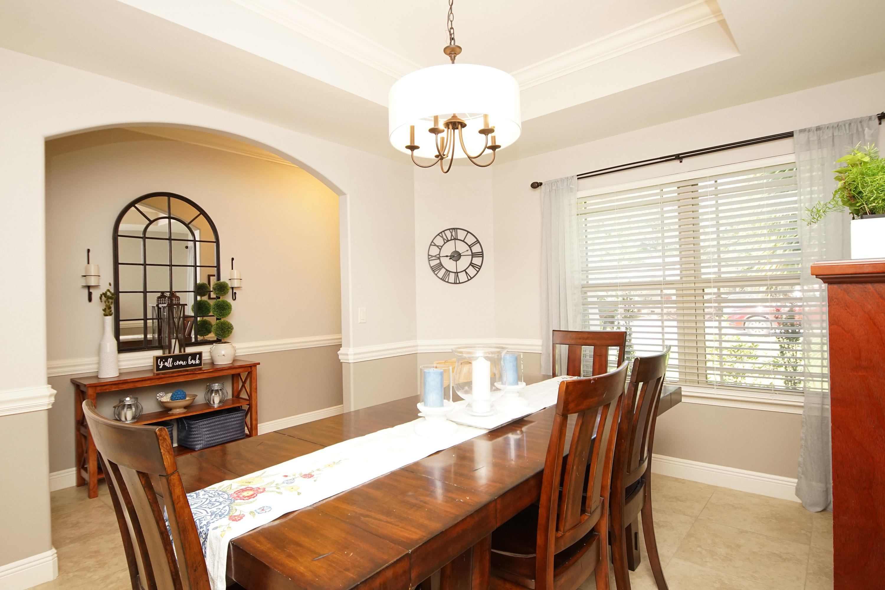 VALPARAISO PINECREST 6 - Residential Lease