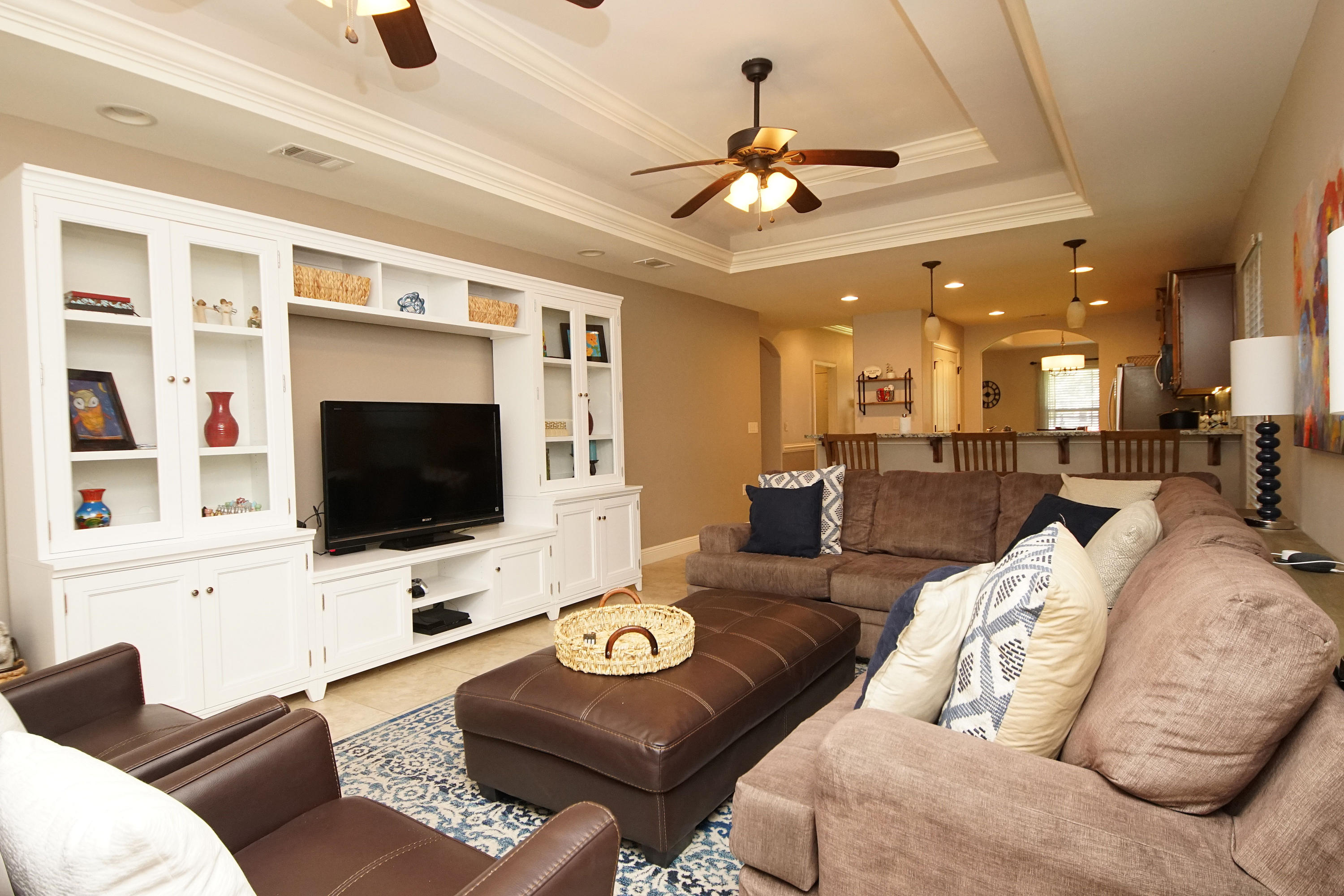VALPARAISO PINECREST 6 - Residential Lease
