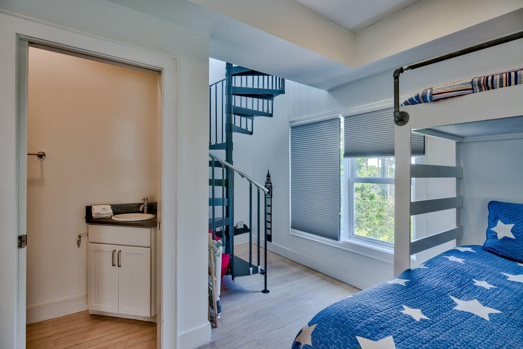 SEASIDE 15 - Residential