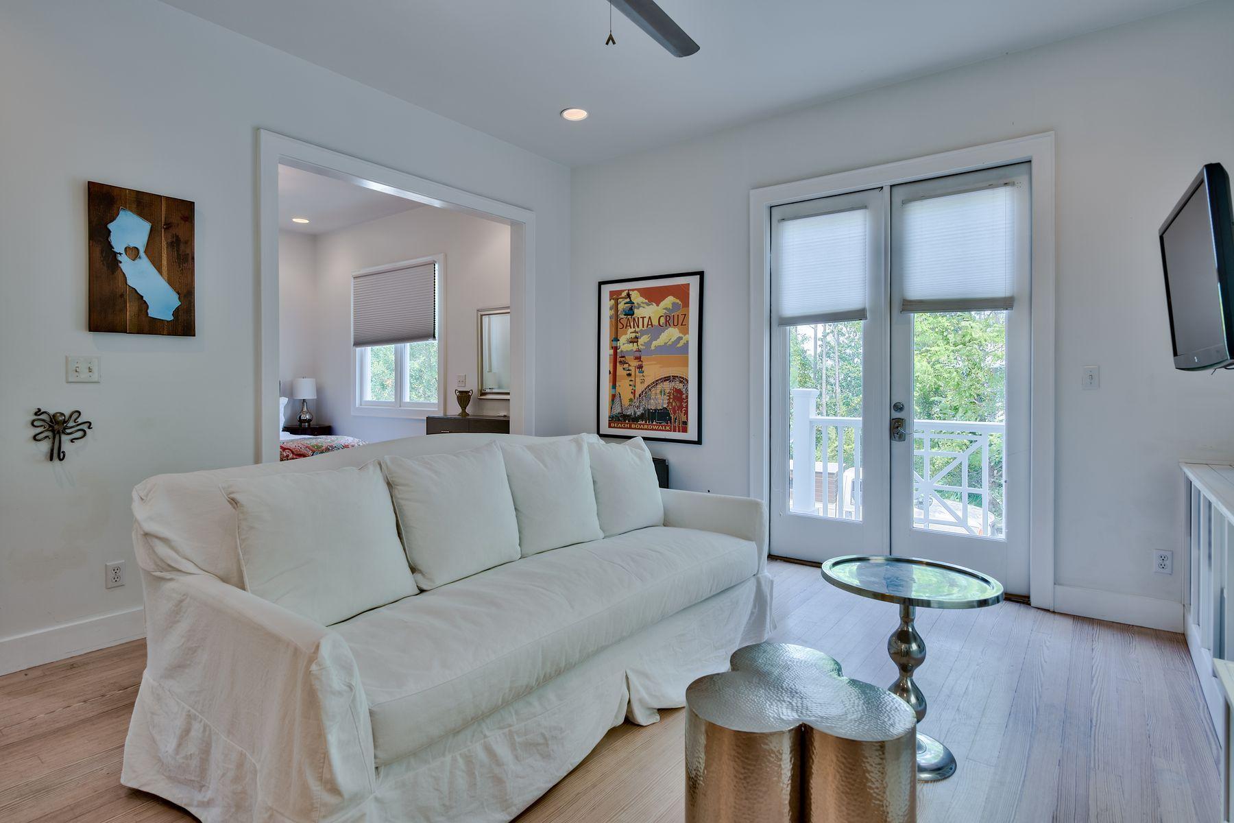 SEASIDE 15 - Residential