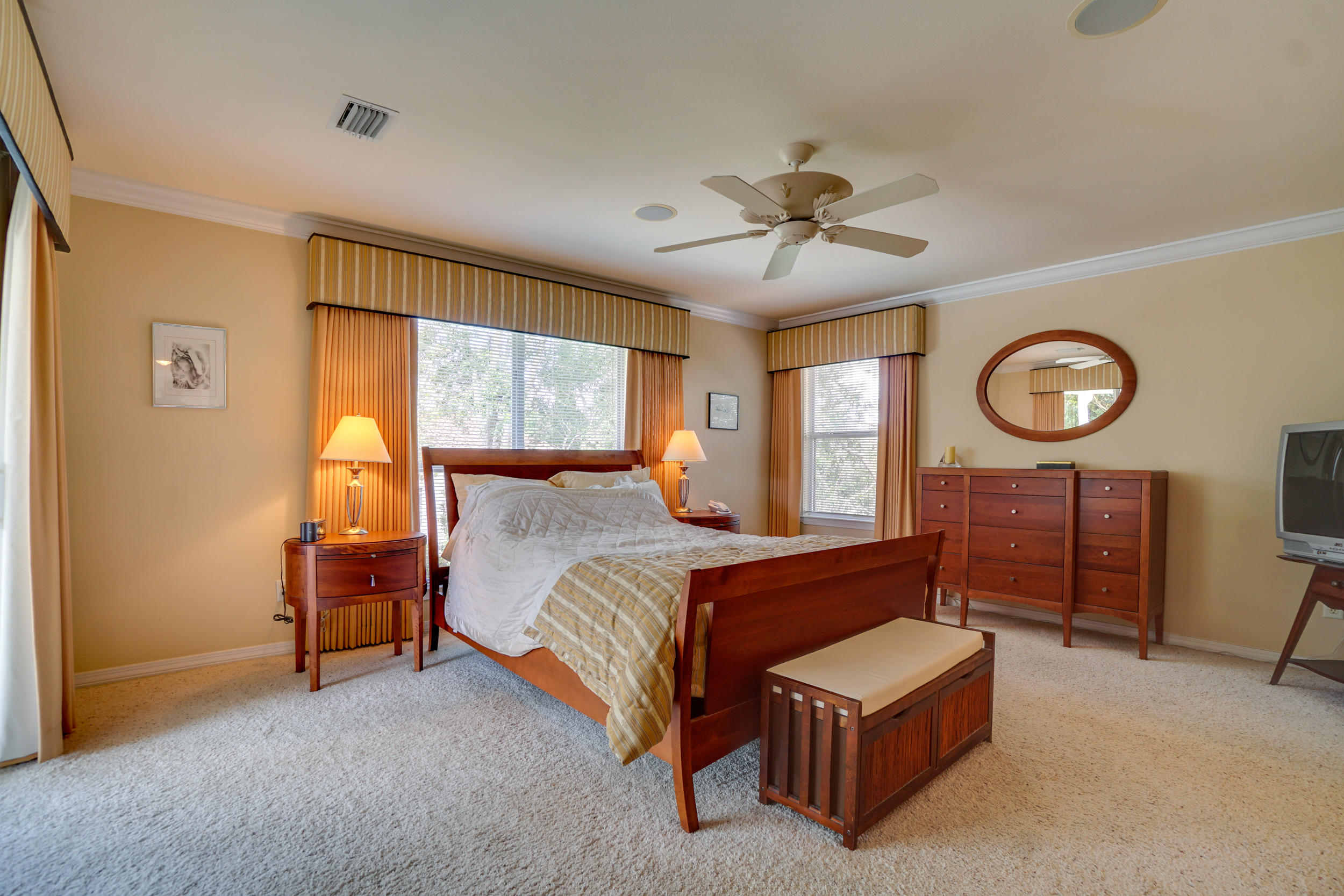 EMERALD BAY WEST - Residential