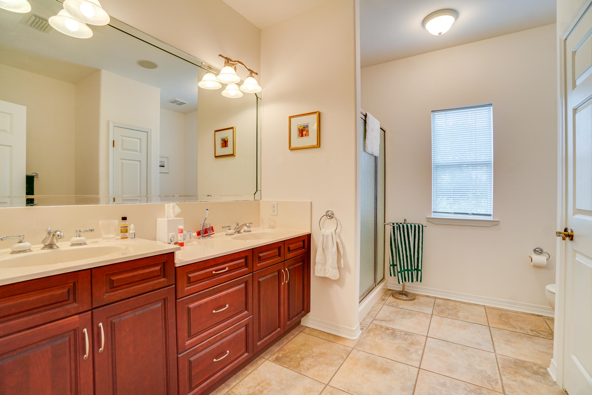 EMERALD BAY WEST - Residential