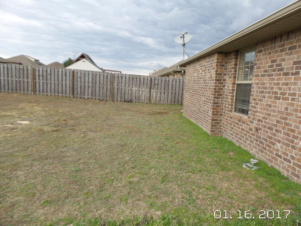 LEE FARMS PH III - Residential Lease