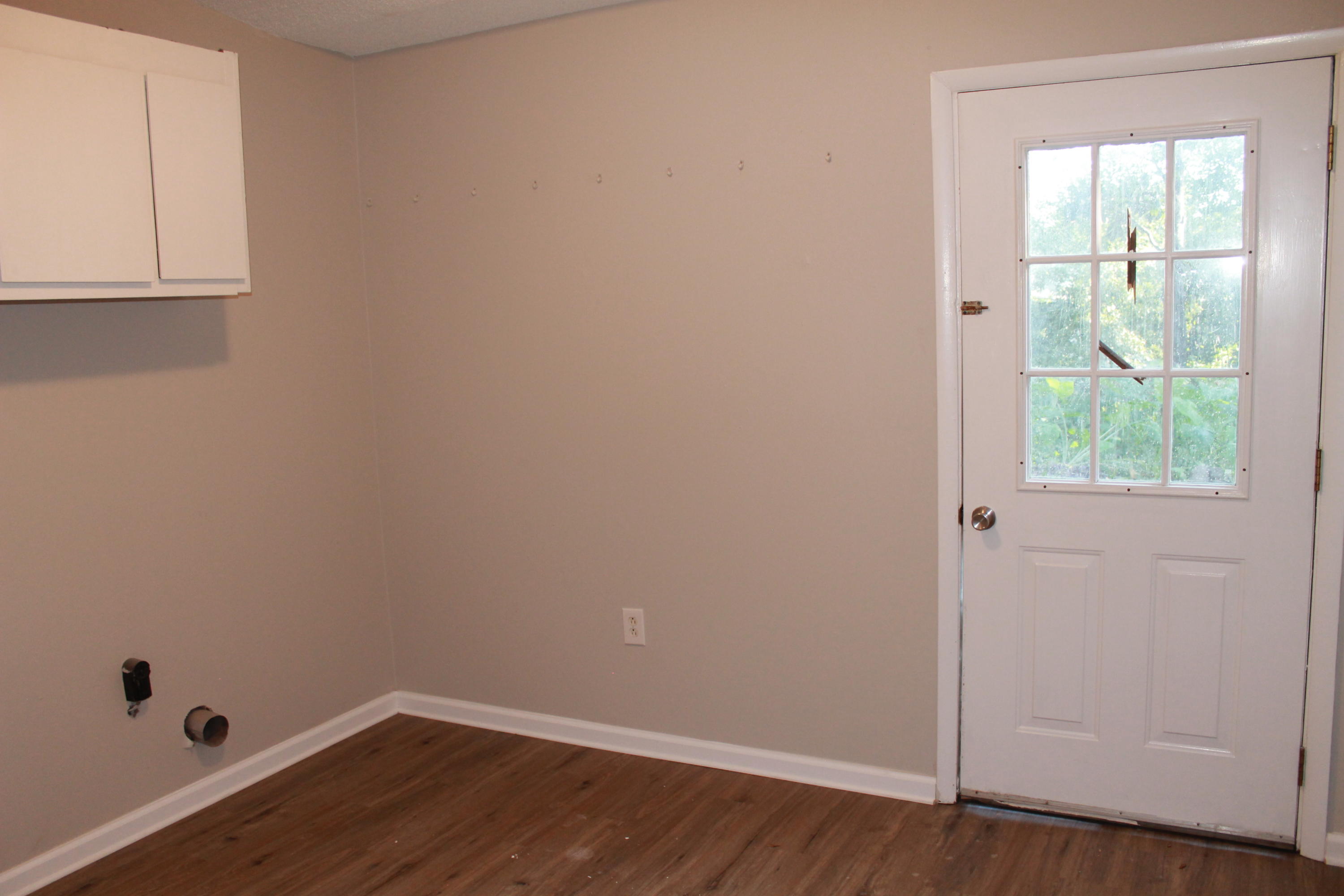 PINE CREST HILLS - Residential Lease