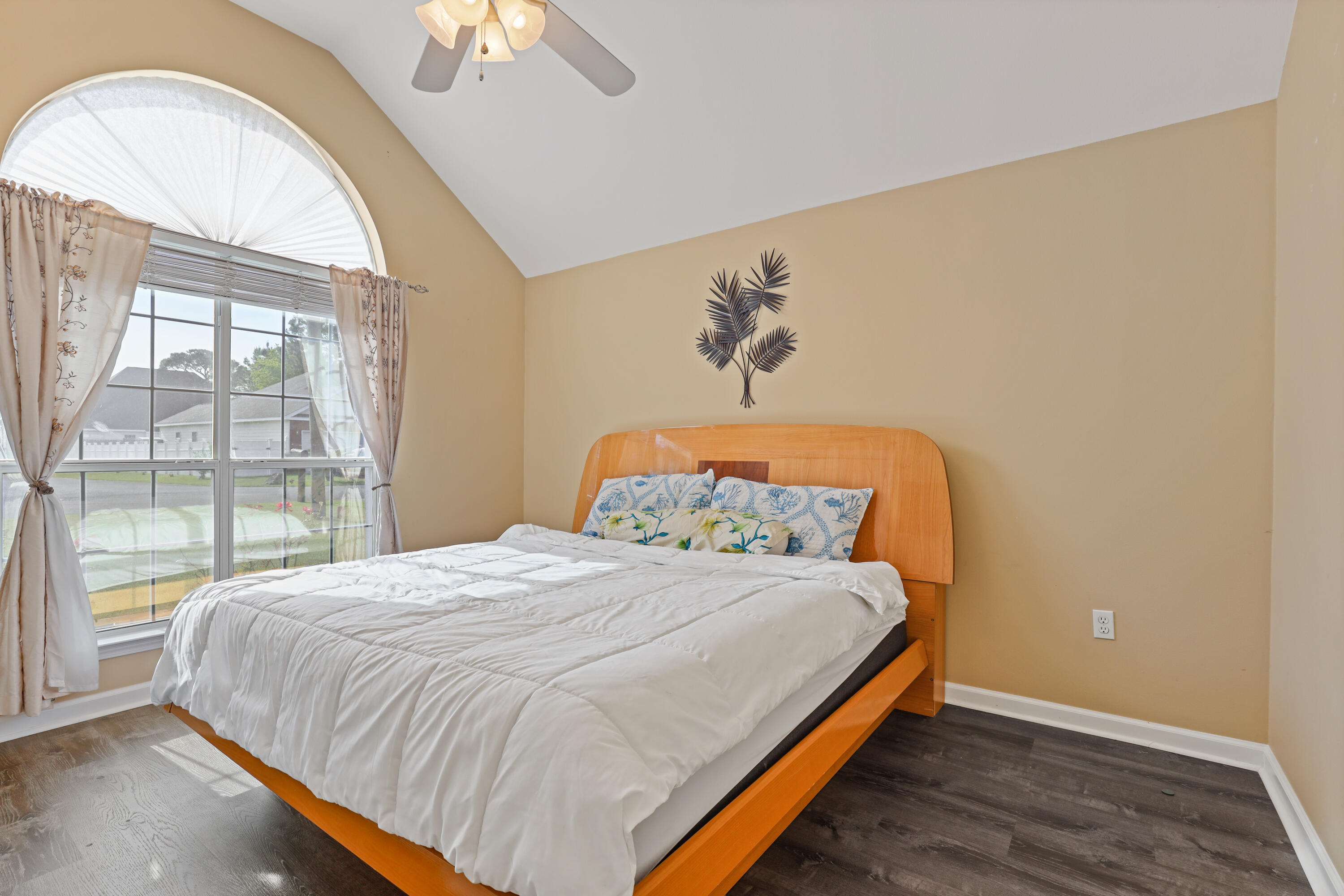 OLDE FLORIDA LAKES PH II - Residential Lease