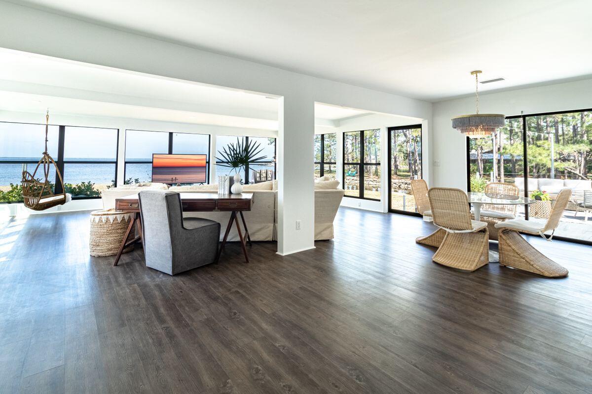 HEWETT BAYOU - Residential
