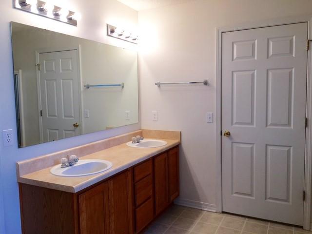 REDSTONE ESTATES - Residential Lease
