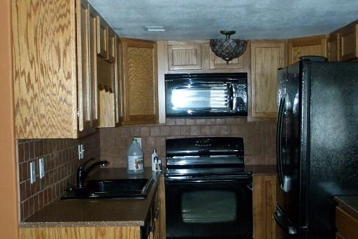 FINISTERRA CONDO - Residential Lease