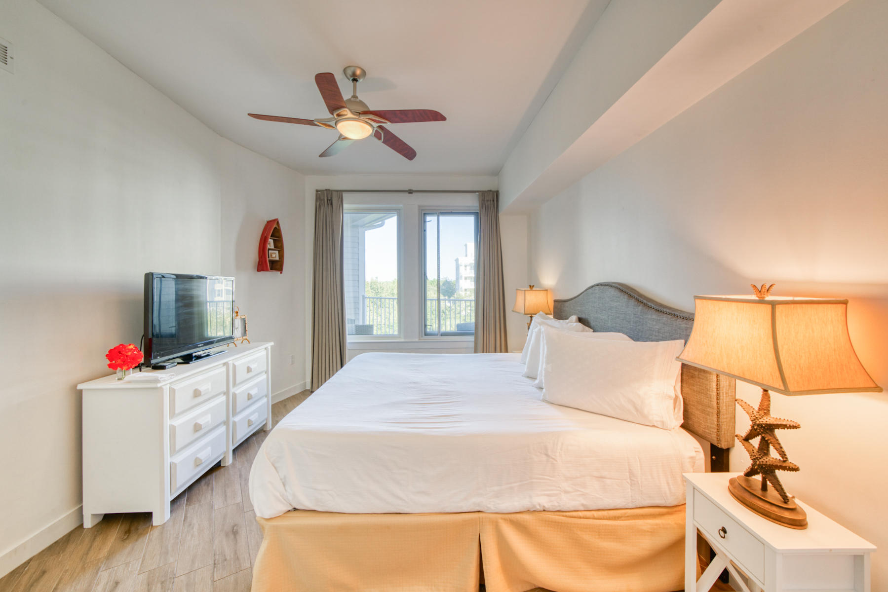 BAHIA CONDO - Residential