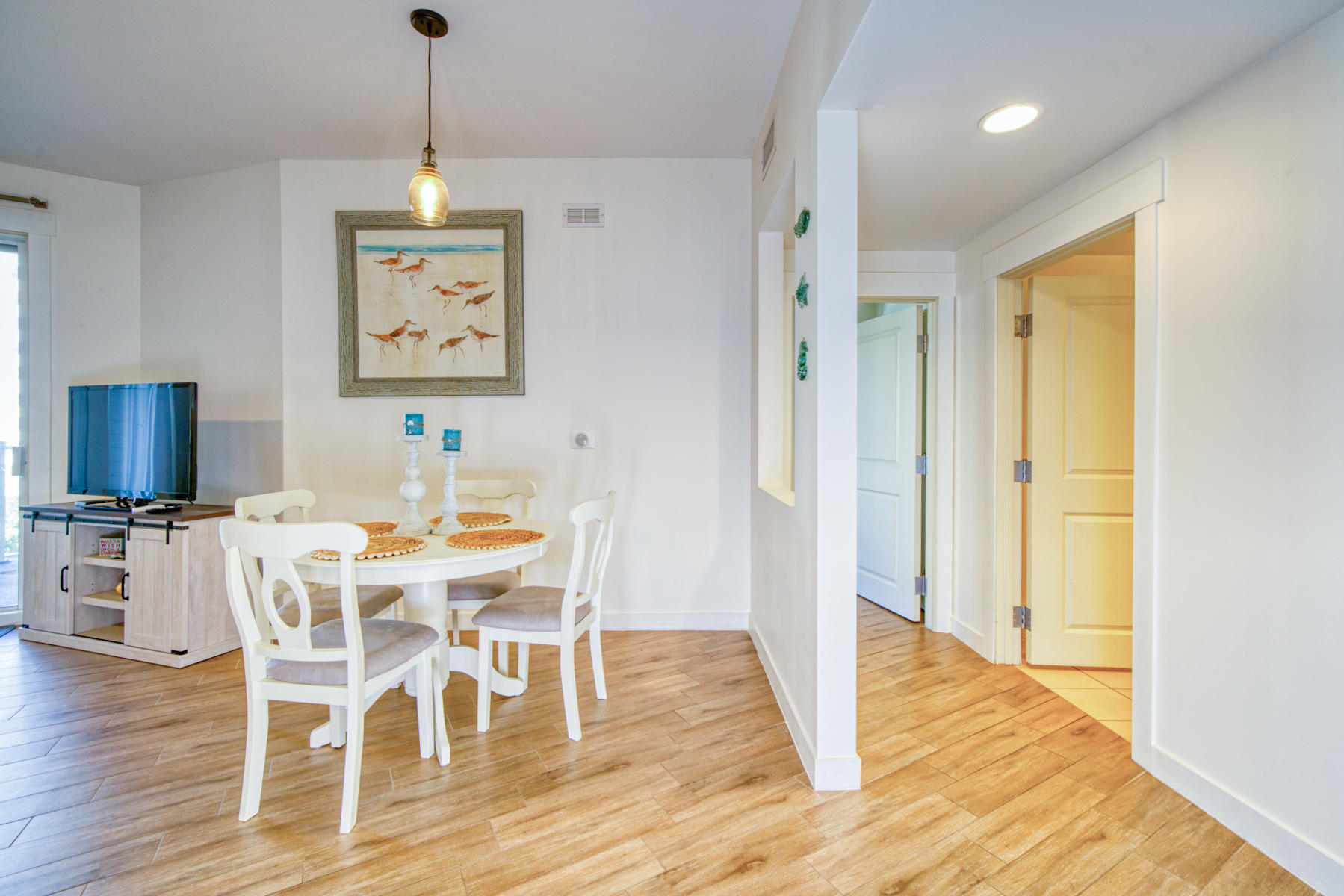 BAHIA CONDO - Residential