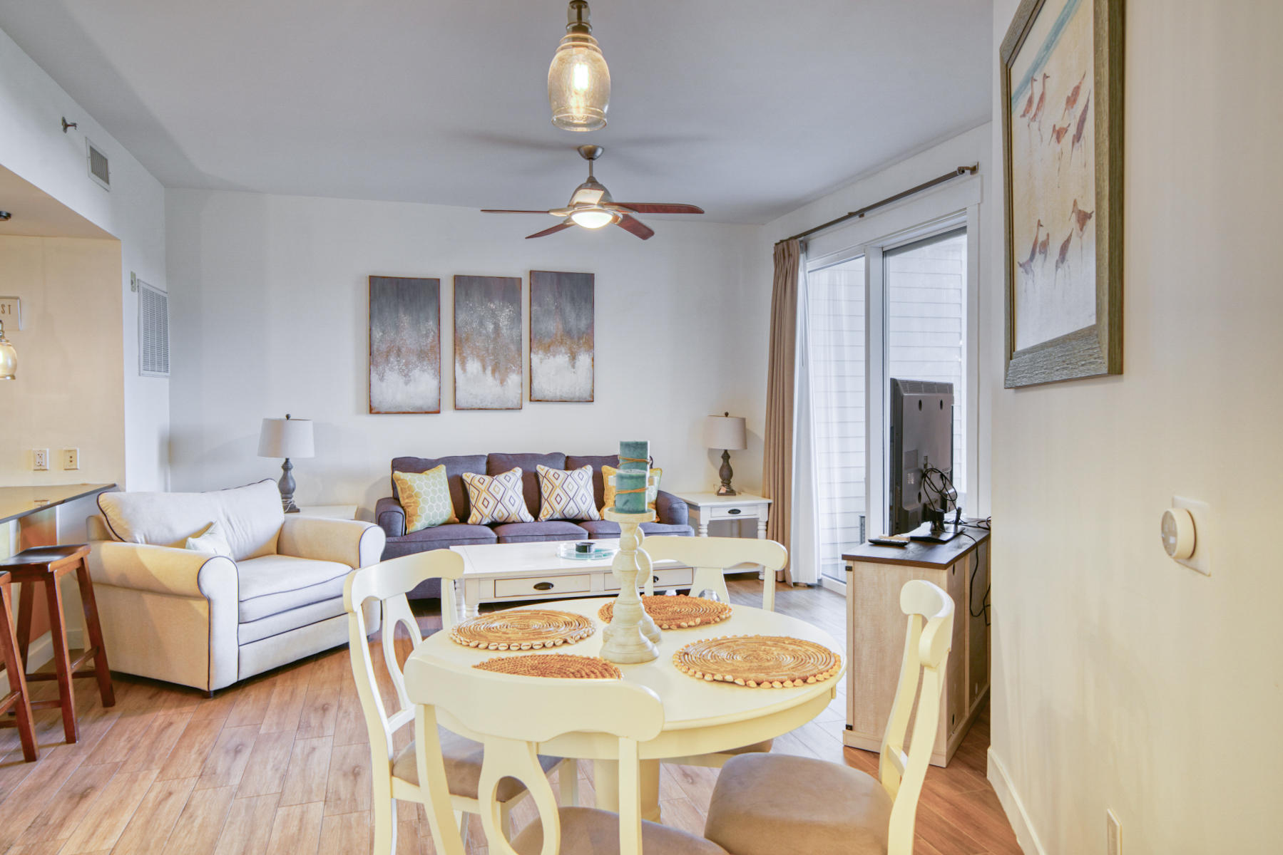 BAHIA CONDO - Residential