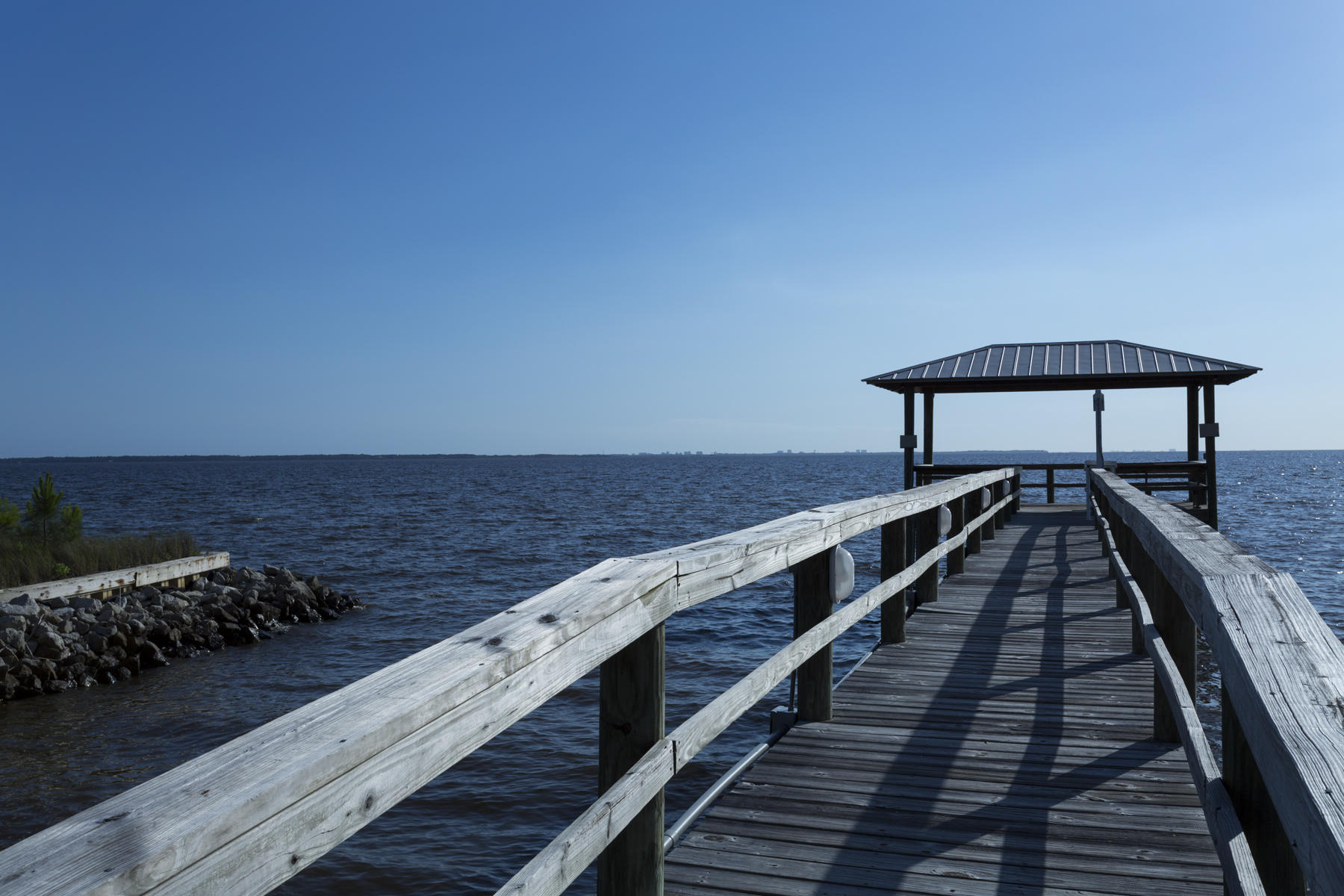 BAY HARBOUR - Land