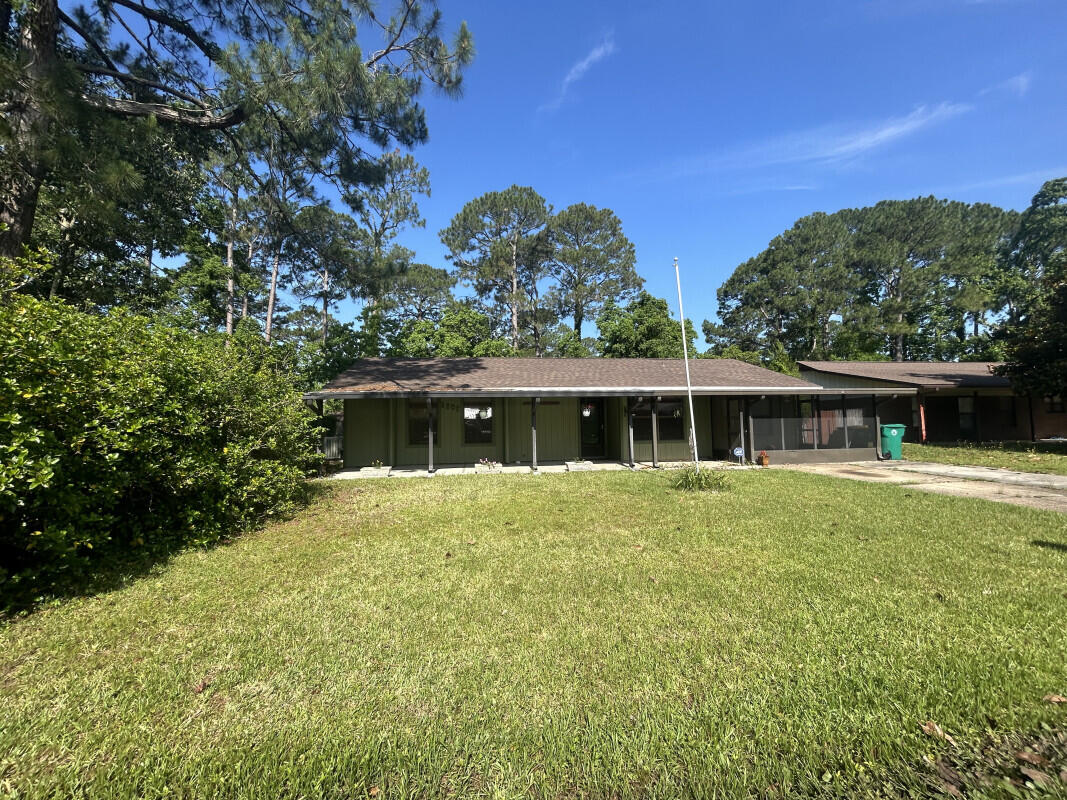 PINE MEADOWS - Residential