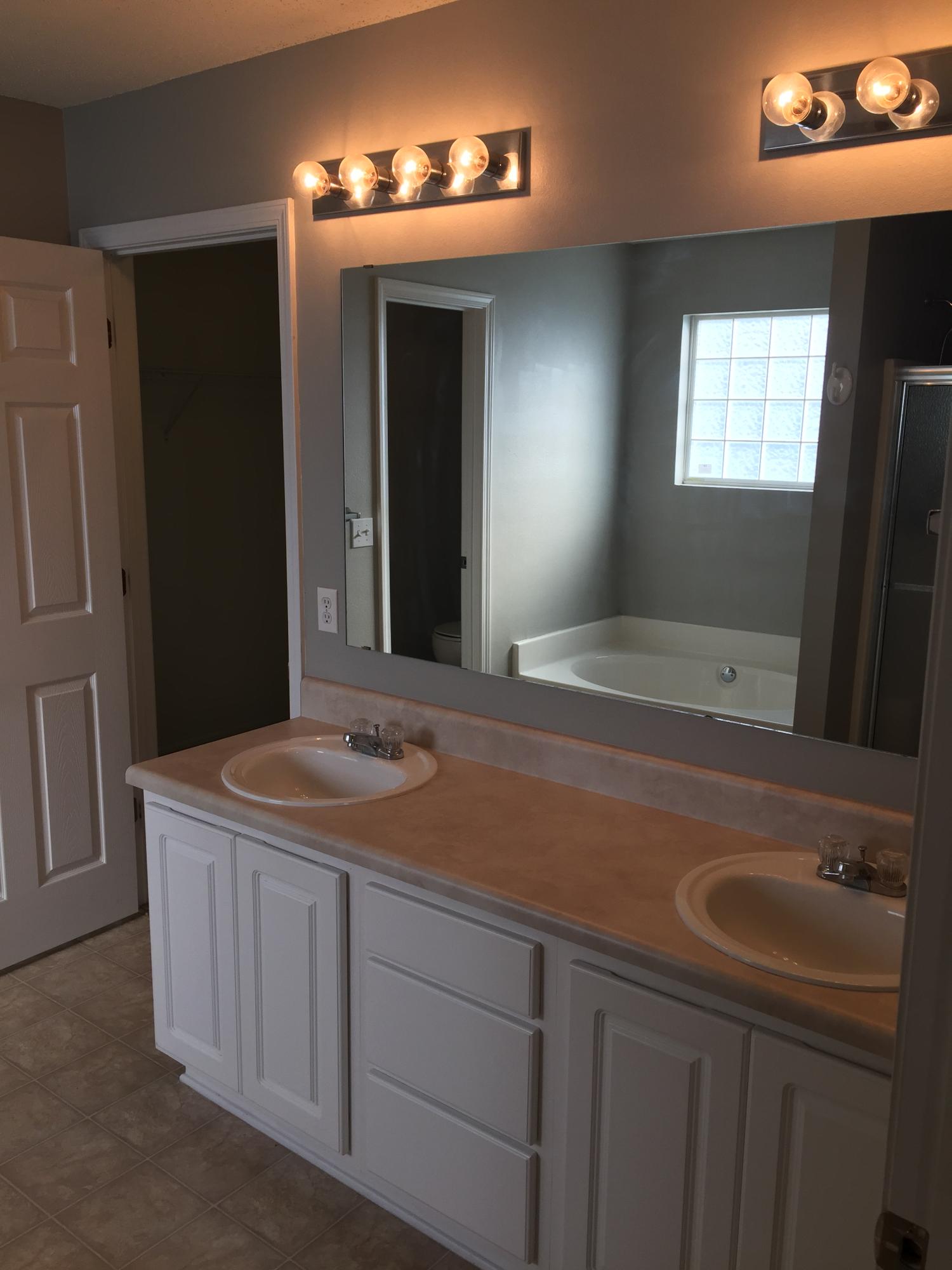 REDSTONE ESTATES - Residential Lease