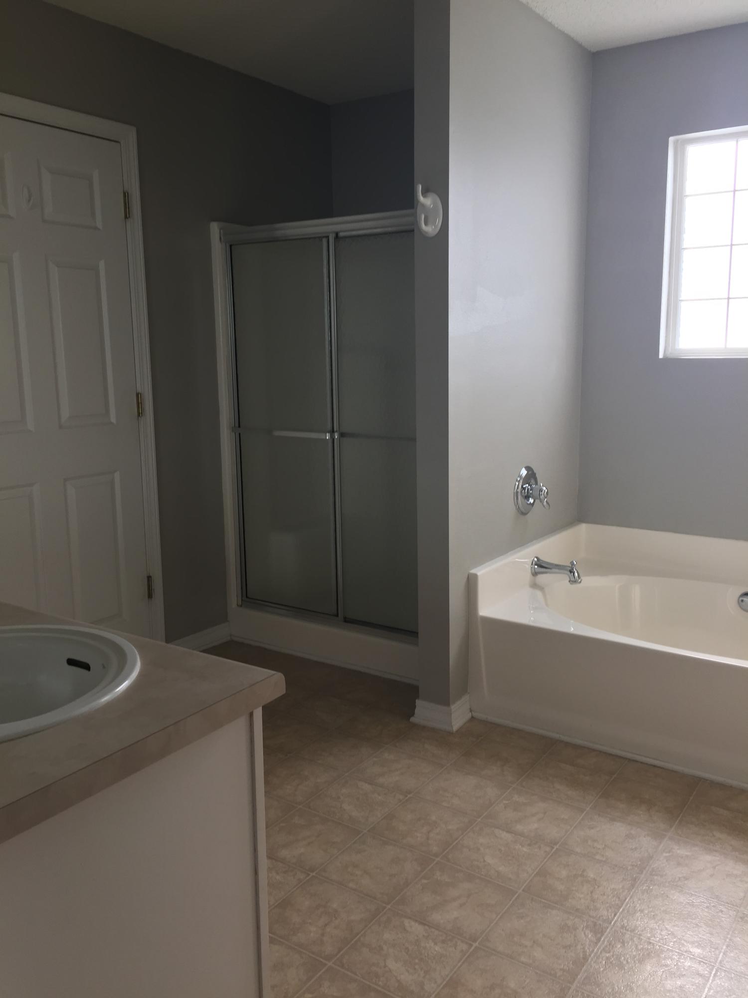 REDSTONE ESTATES - Residential Lease
