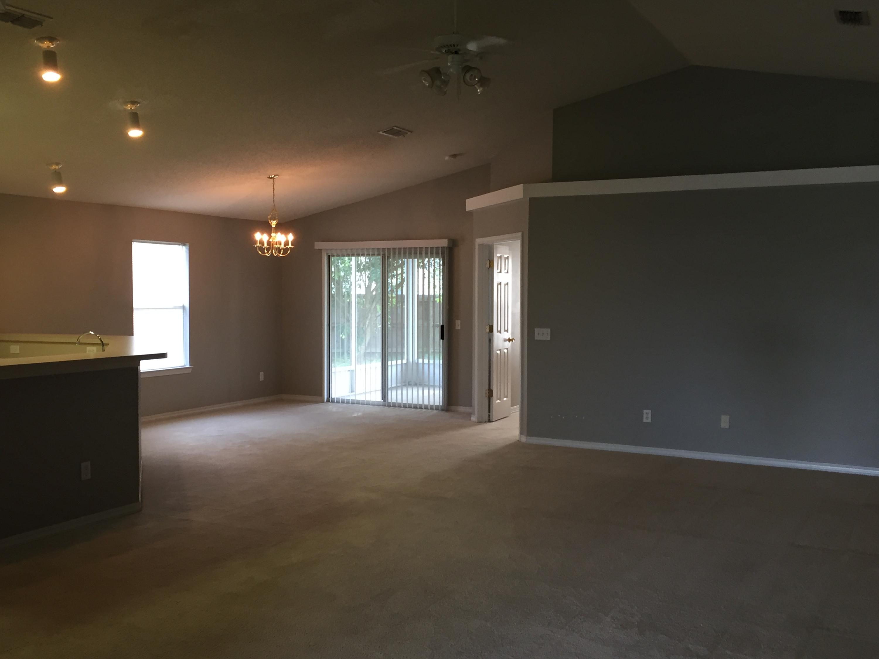 REDSTONE ESTATES - Residential Lease
