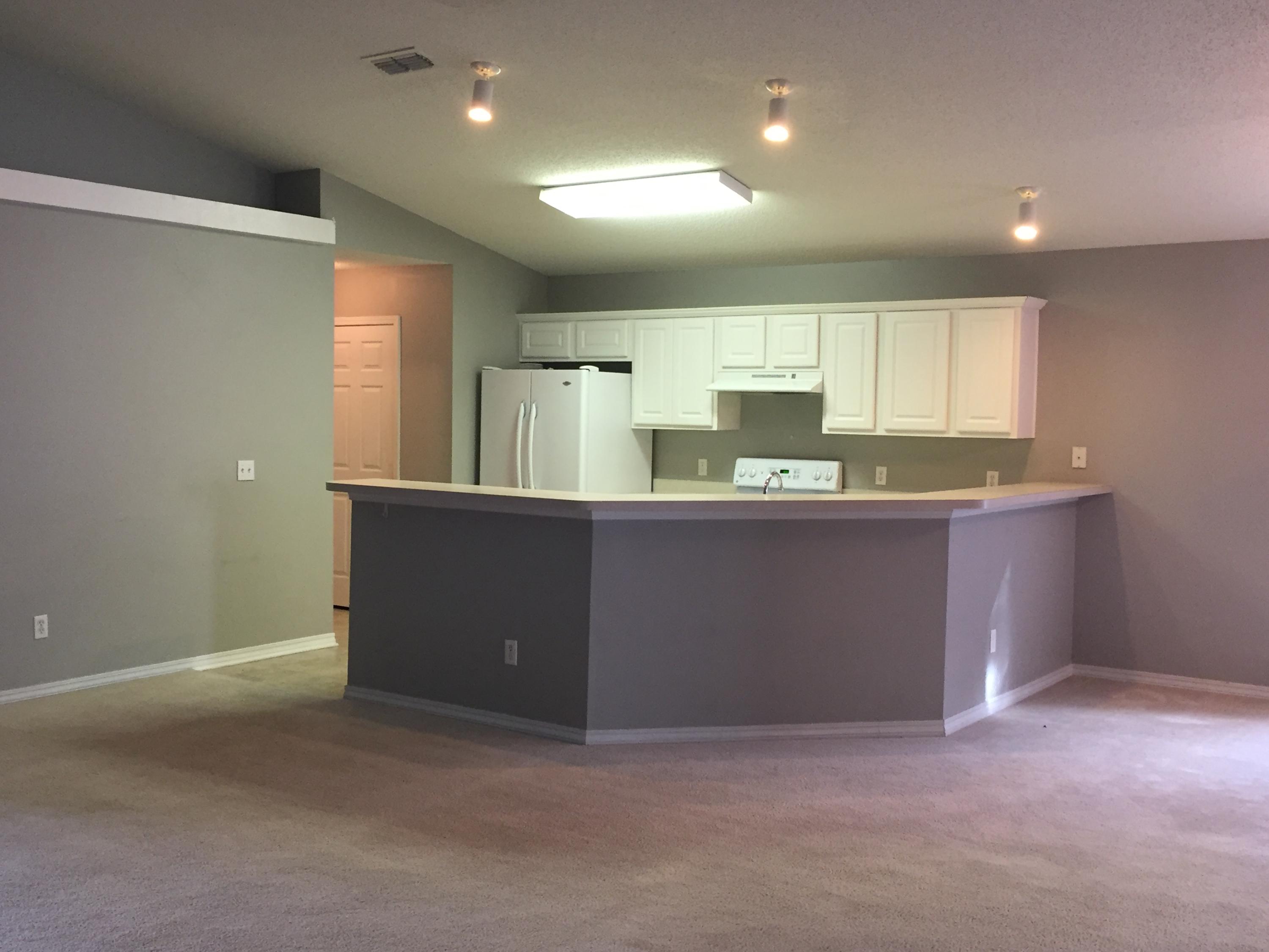 REDSTONE ESTATES - Residential Lease