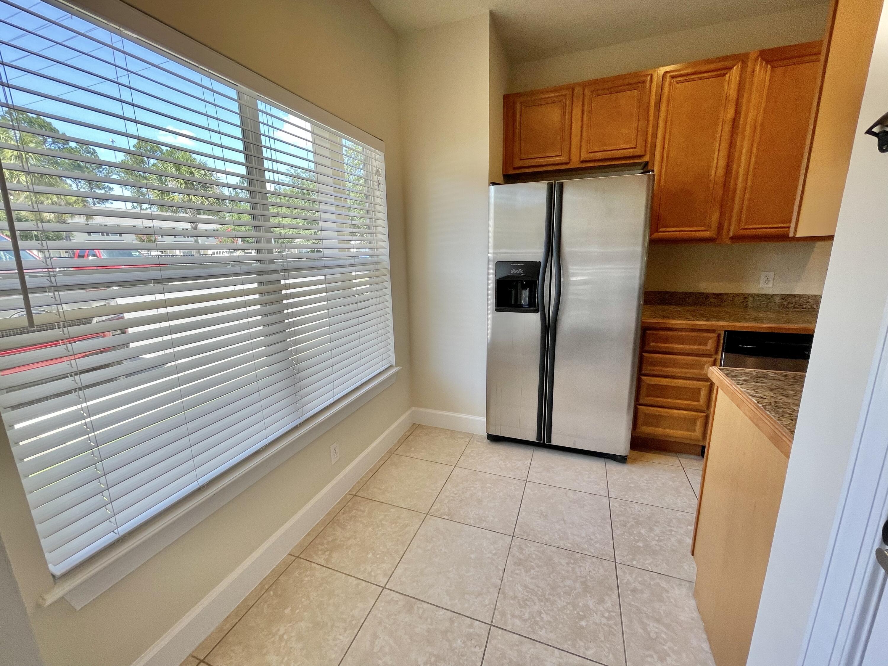 PALMS OF FREEPORT - Residential Lease
