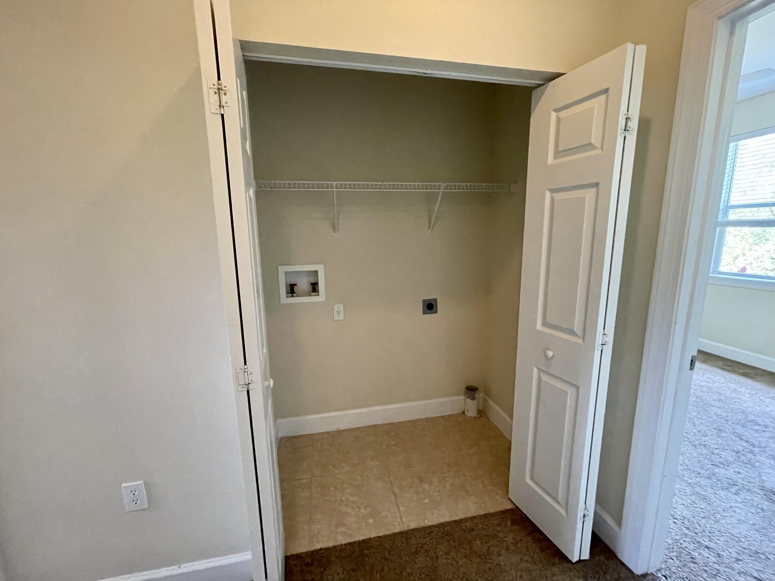 PALMS OF FREEPORT - Residential Lease
