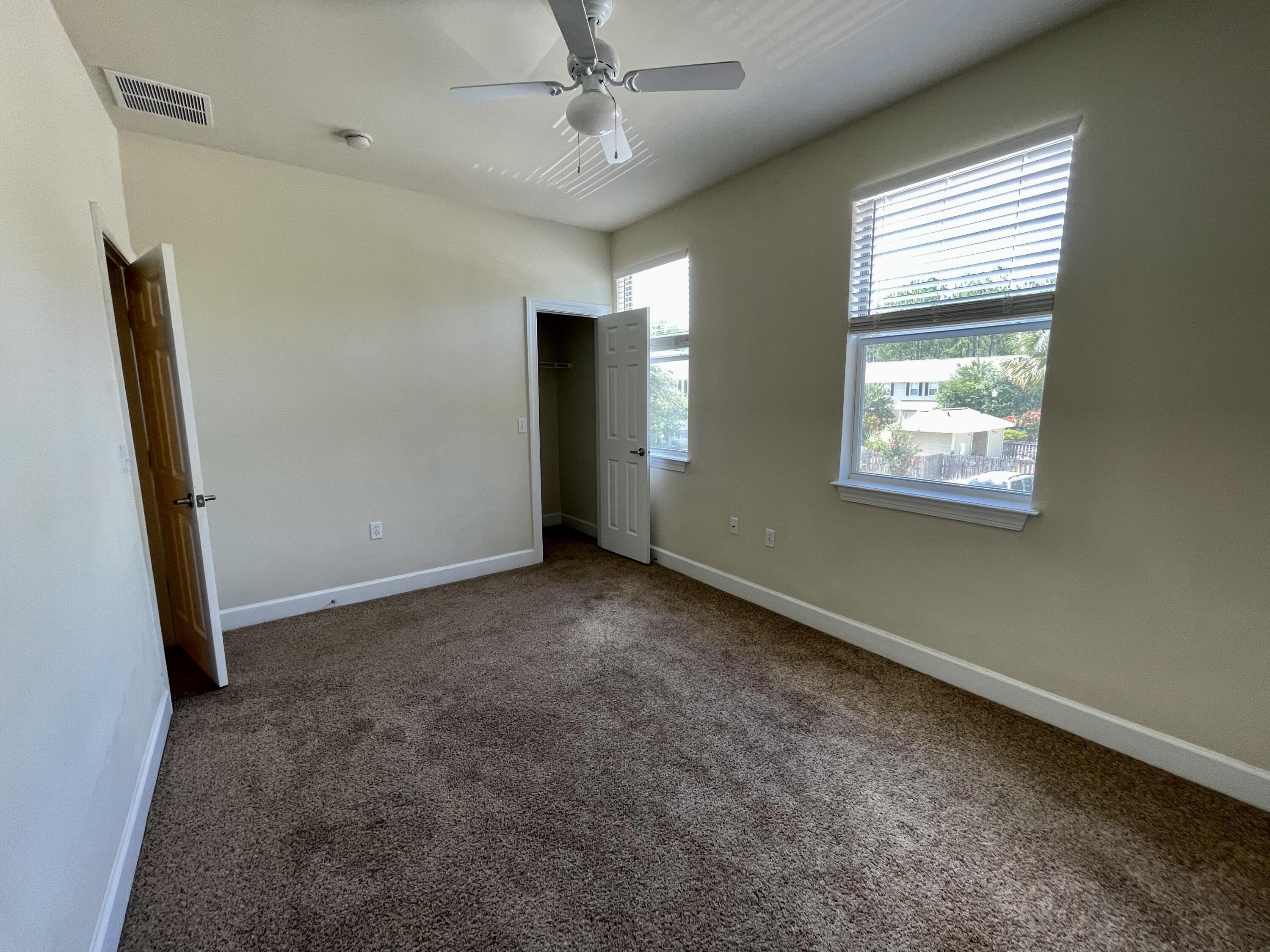 PALMS OF FREEPORT - Residential Lease