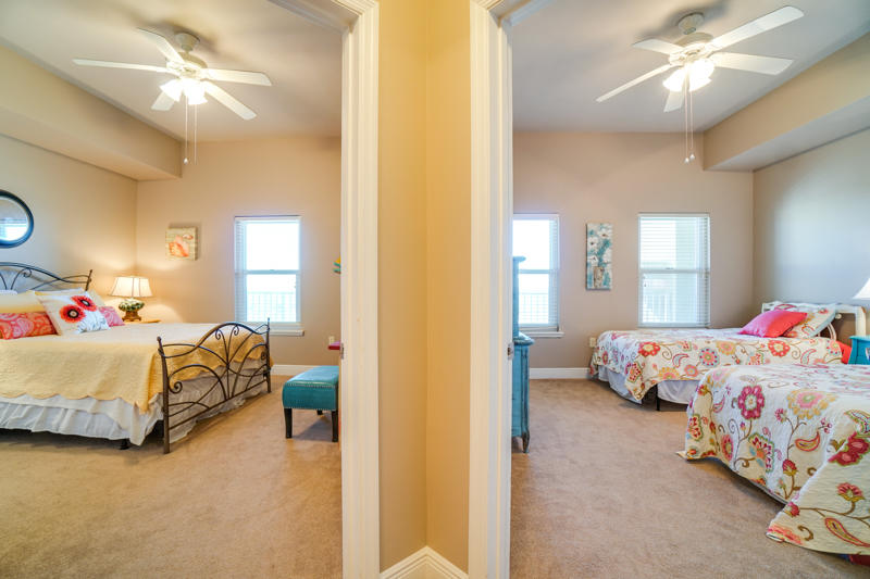 ARIEL DUNES - Residential