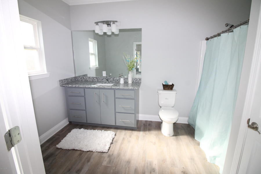 NO RECORDED SUBDIVISION - Residential
