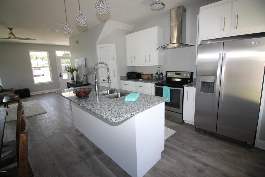 NO RECORDED SUBDIVISION - Residential
