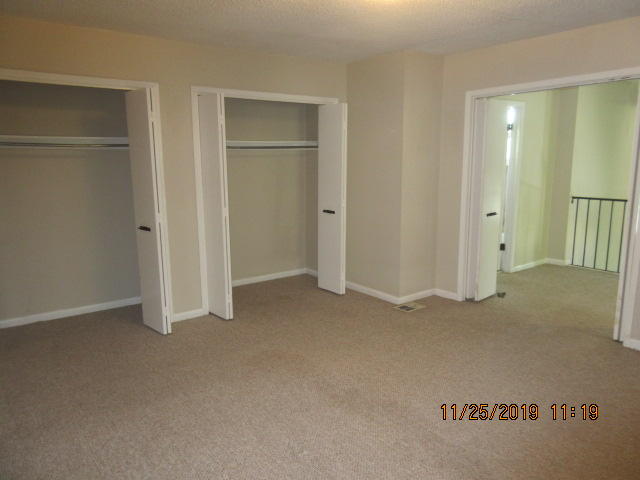 MANOR SHORES 1ST ADDN - Residential Lease
