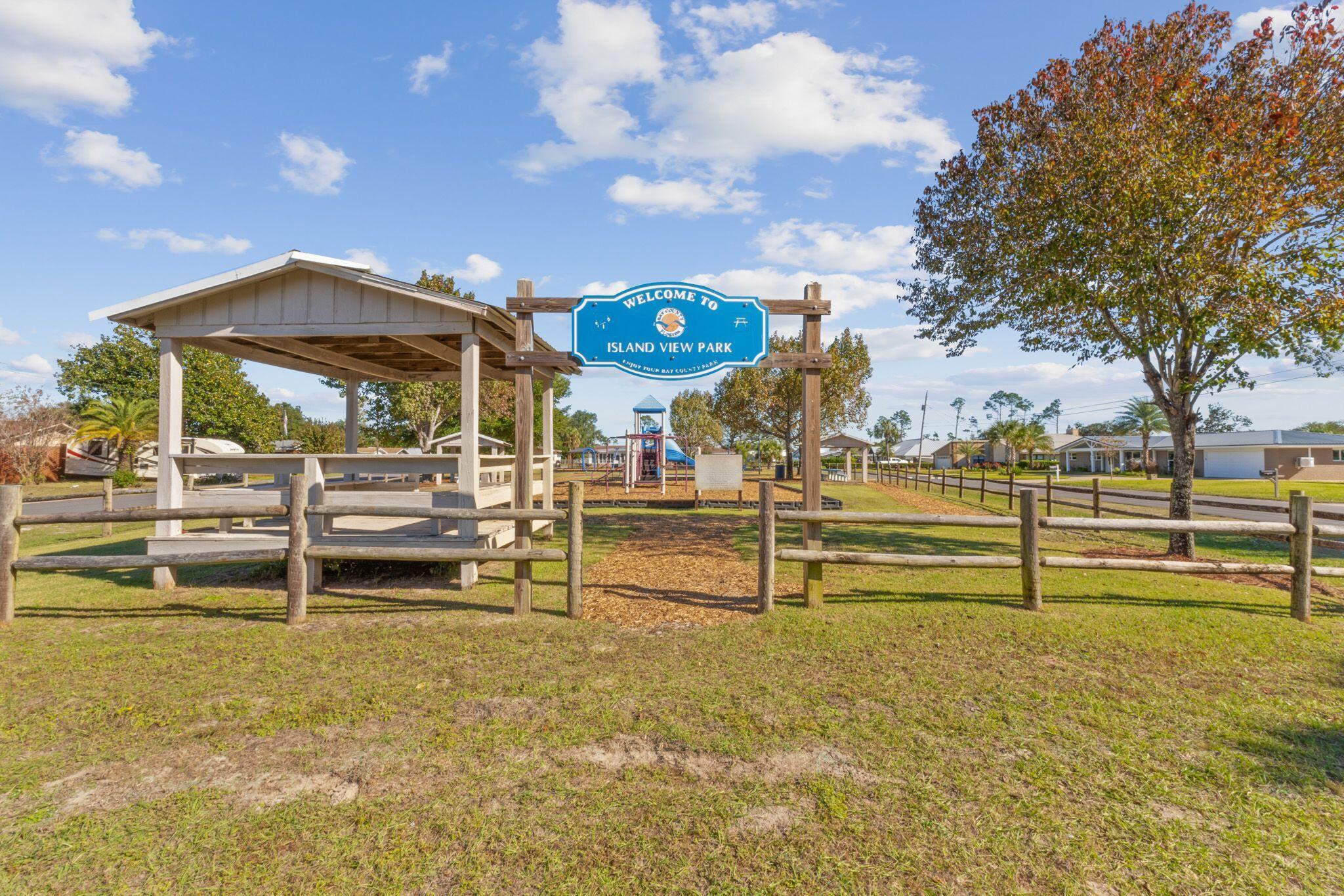 ISLAND VIEW ESTATES - Residential