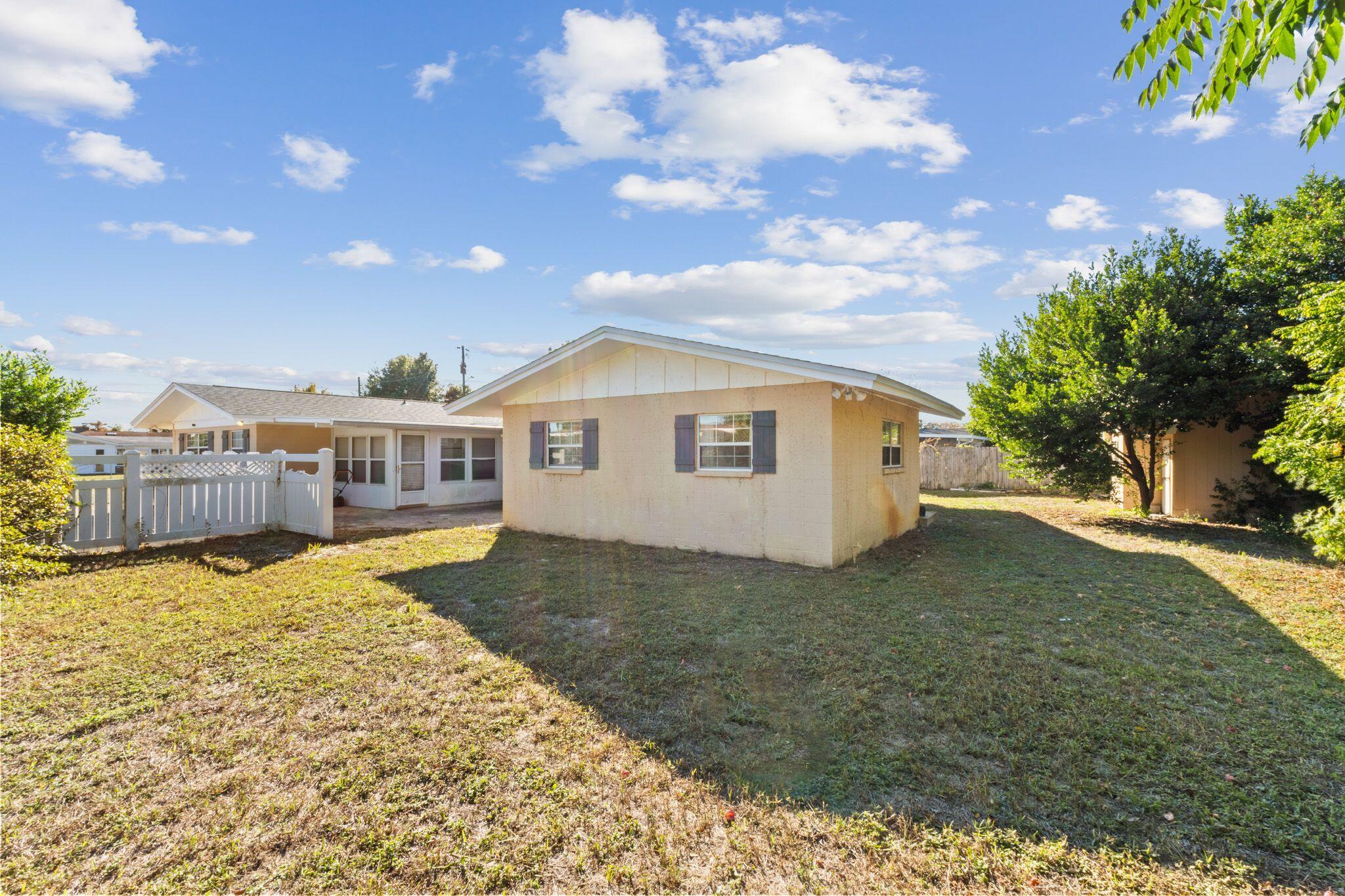 ISLAND VIEW ESTATES - Residential