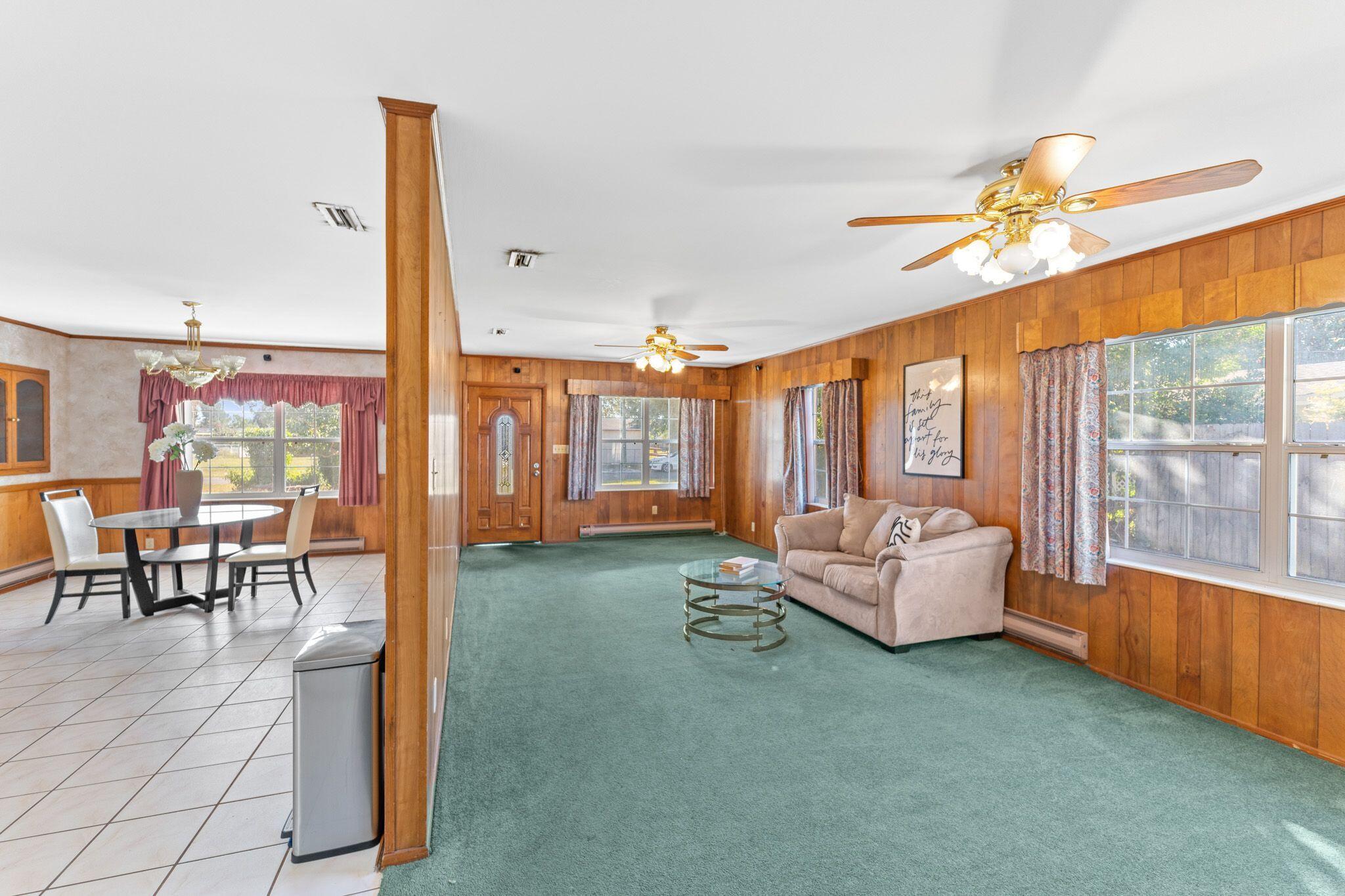 ISLAND VIEW ESTATES - Residential