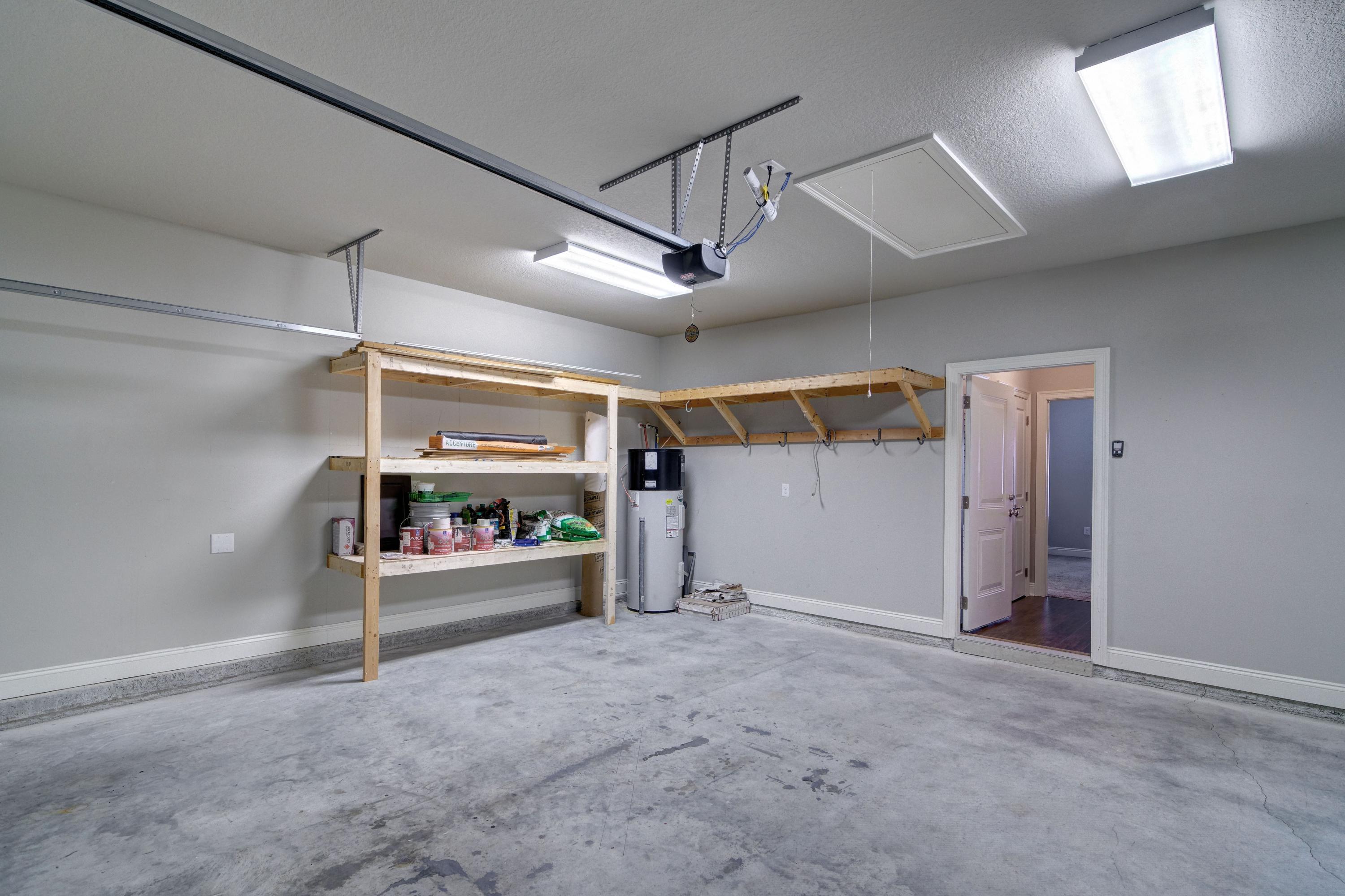 WEST NAVARRE - Residential
