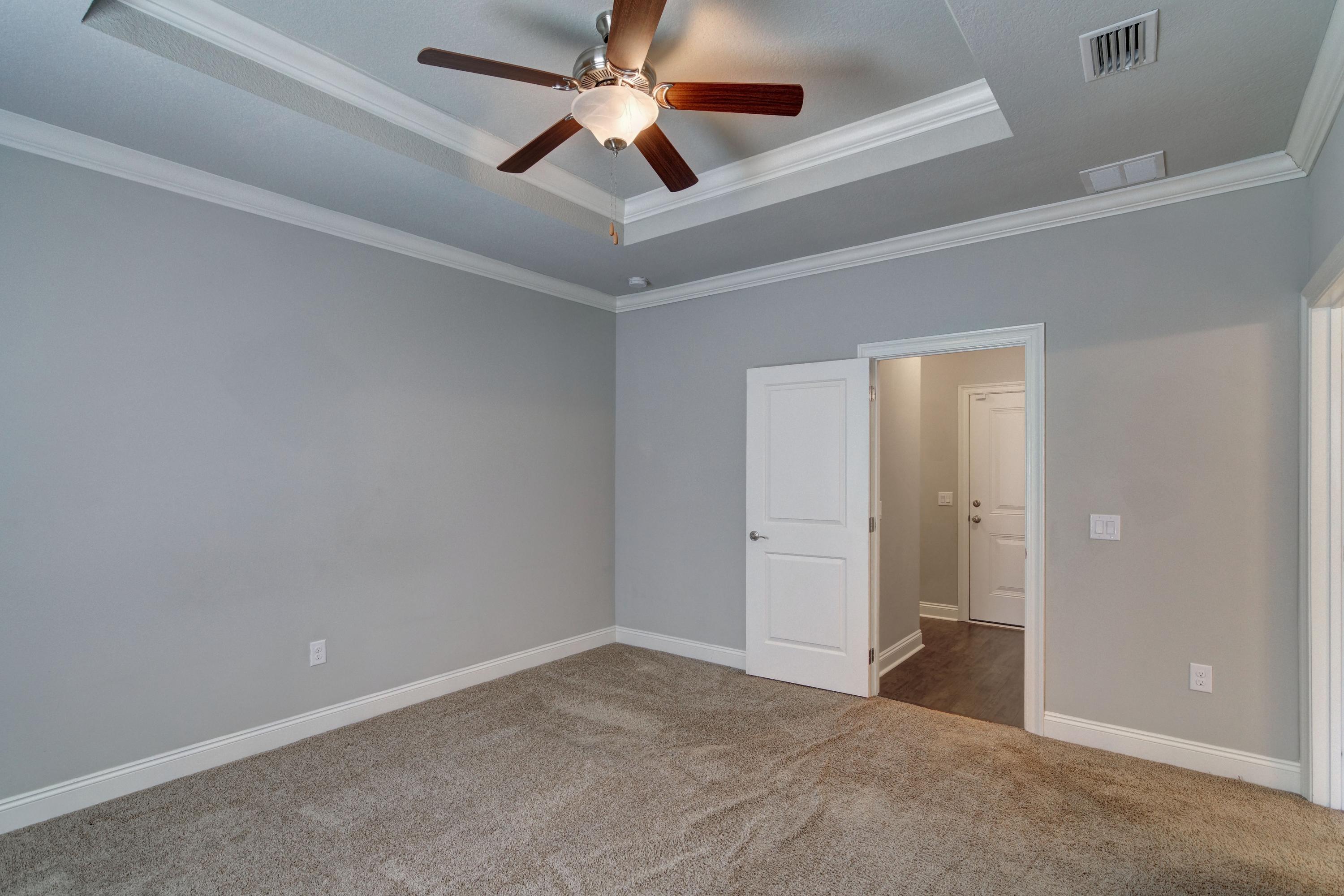 WEST NAVARRE - Residential