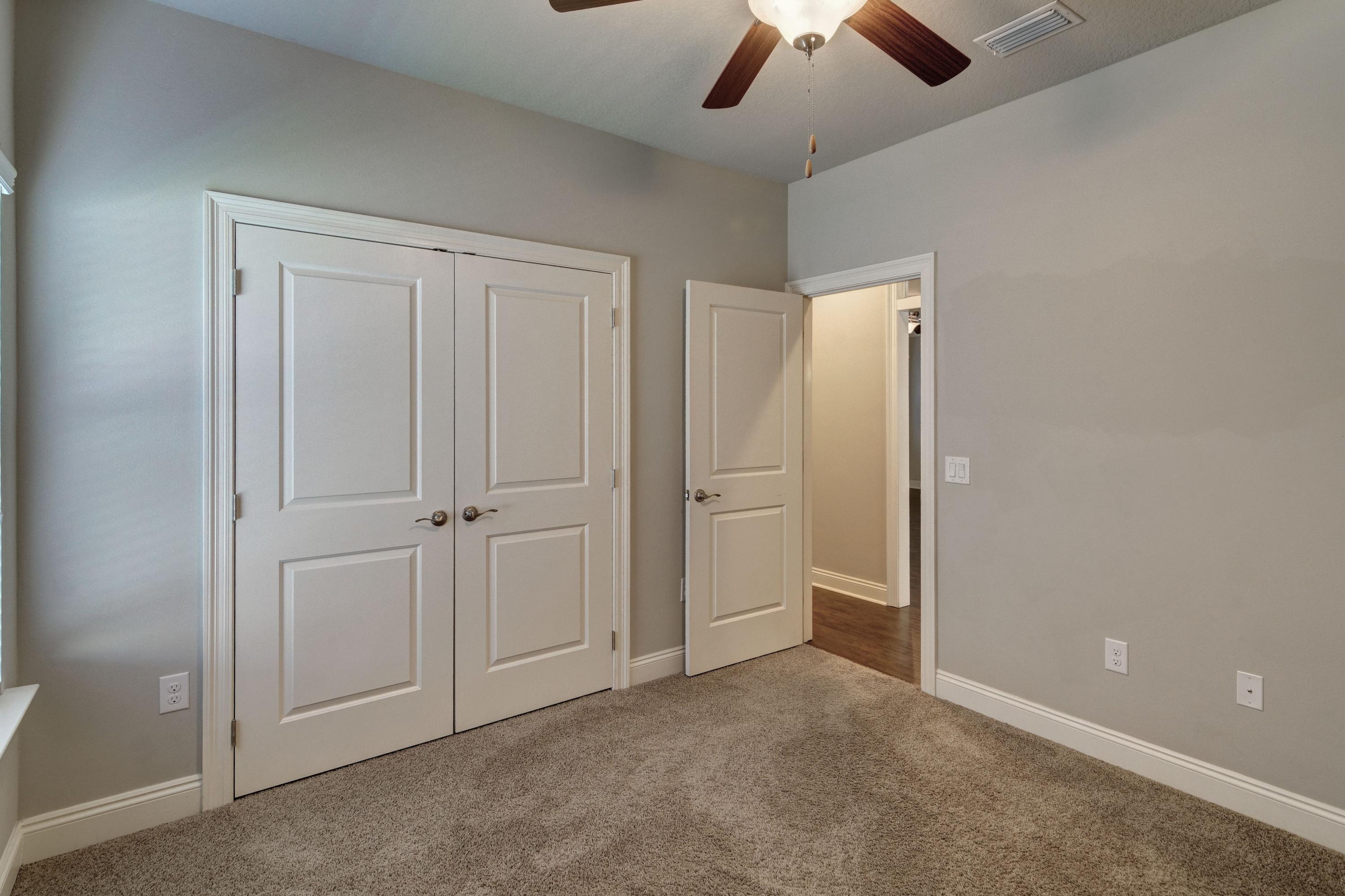 WEST NAVARRE - Residential