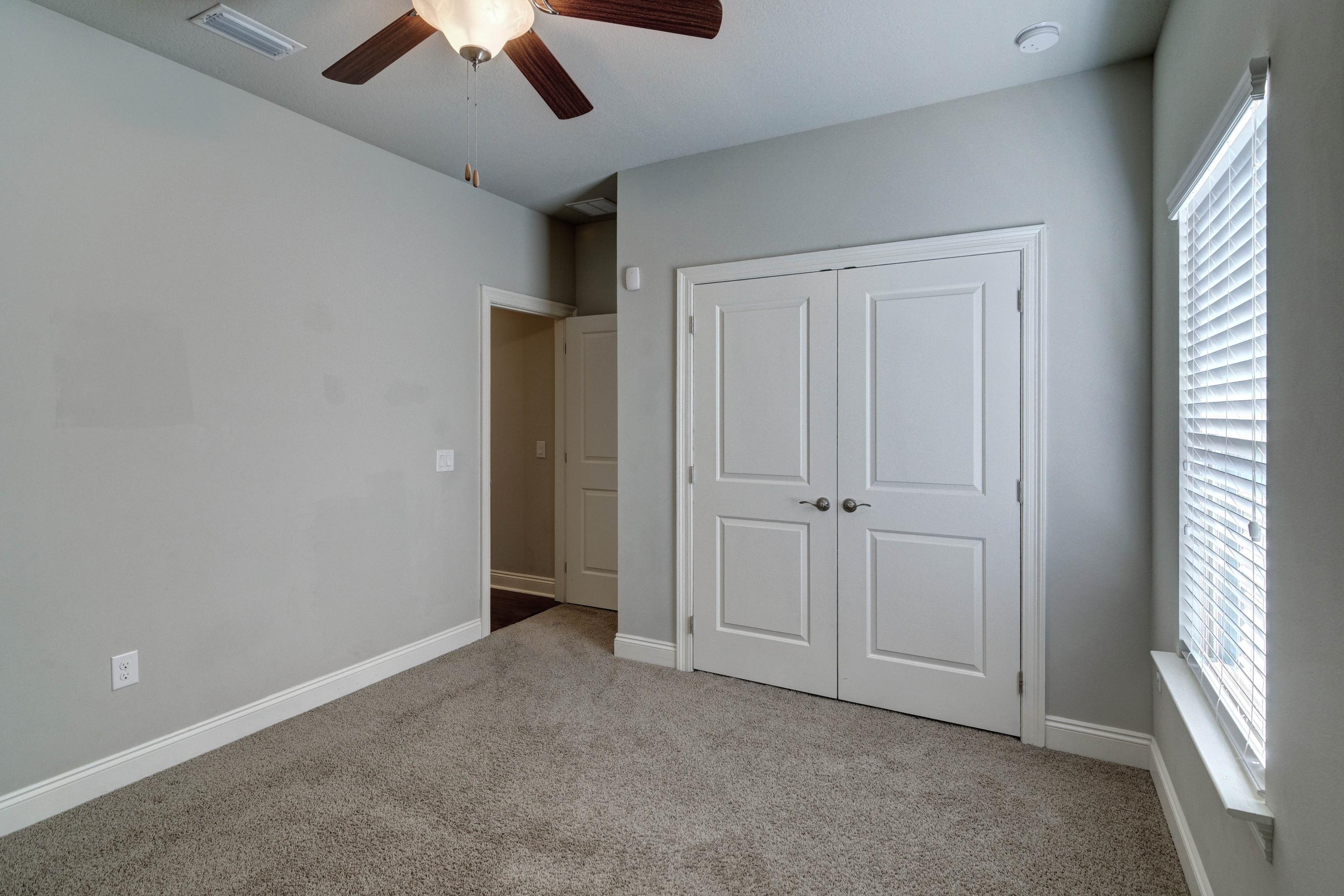WEST NAVARRE - Residential