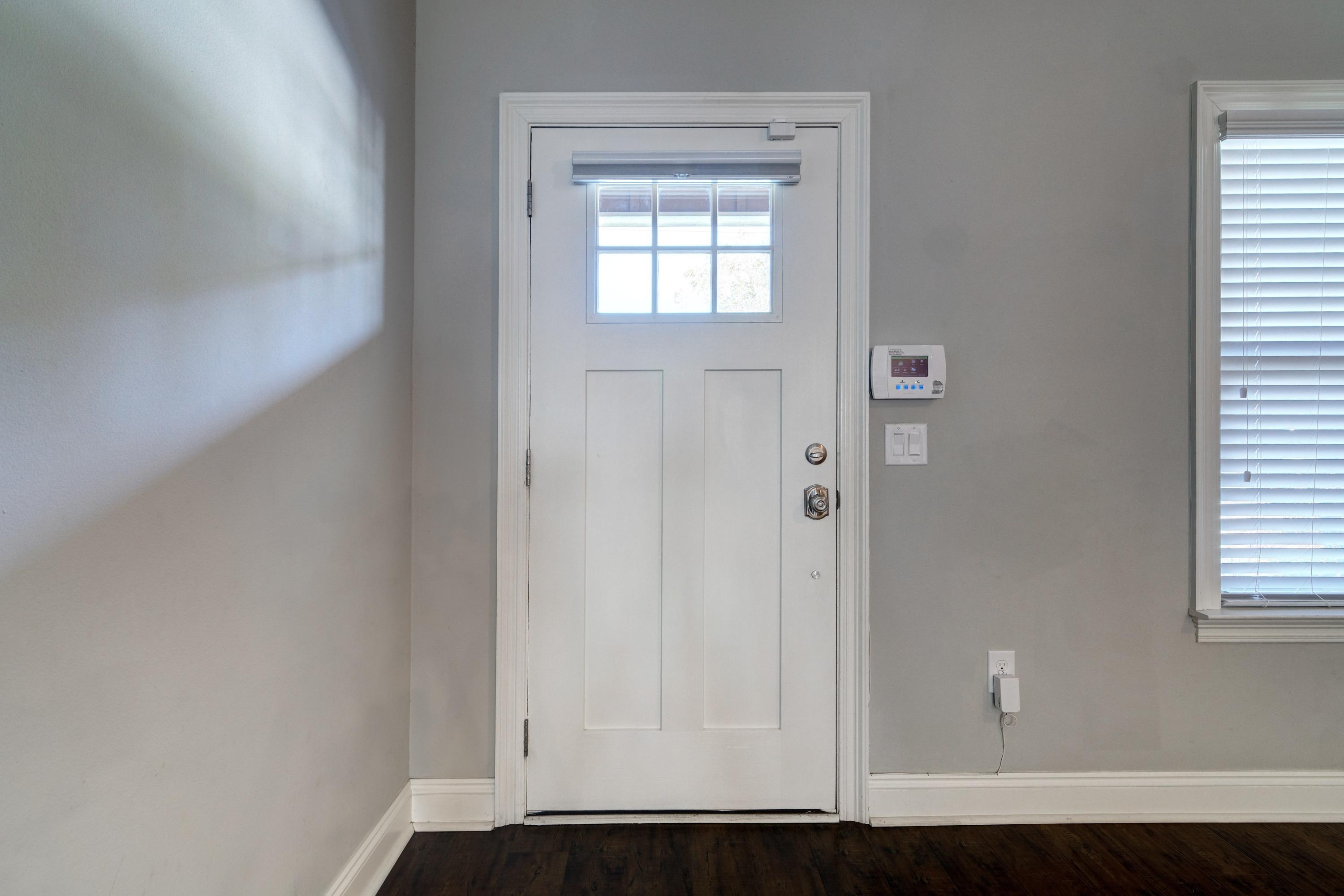 WEST NAVARRE - Residential
