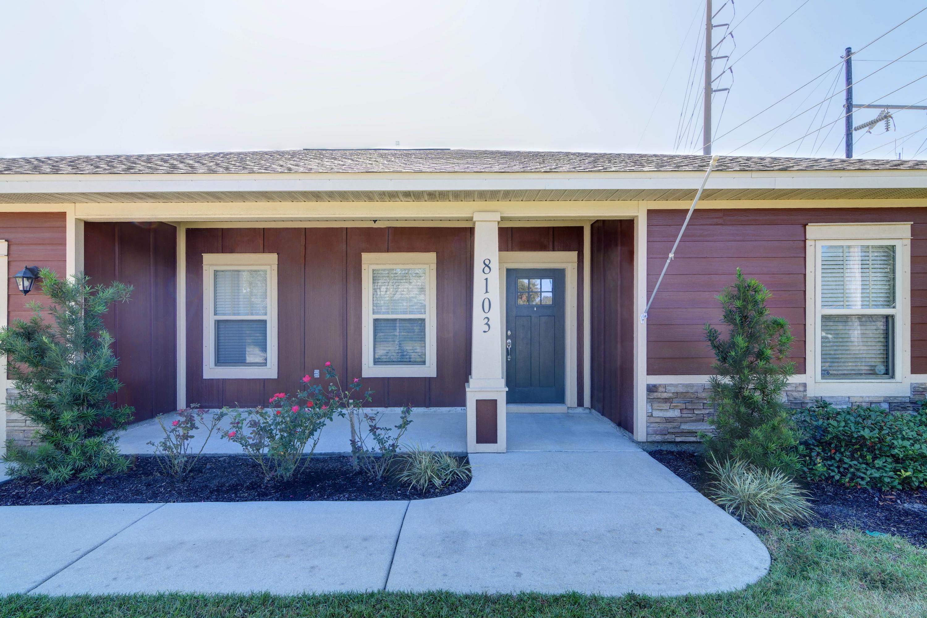 WEST NAVARRE - Residential