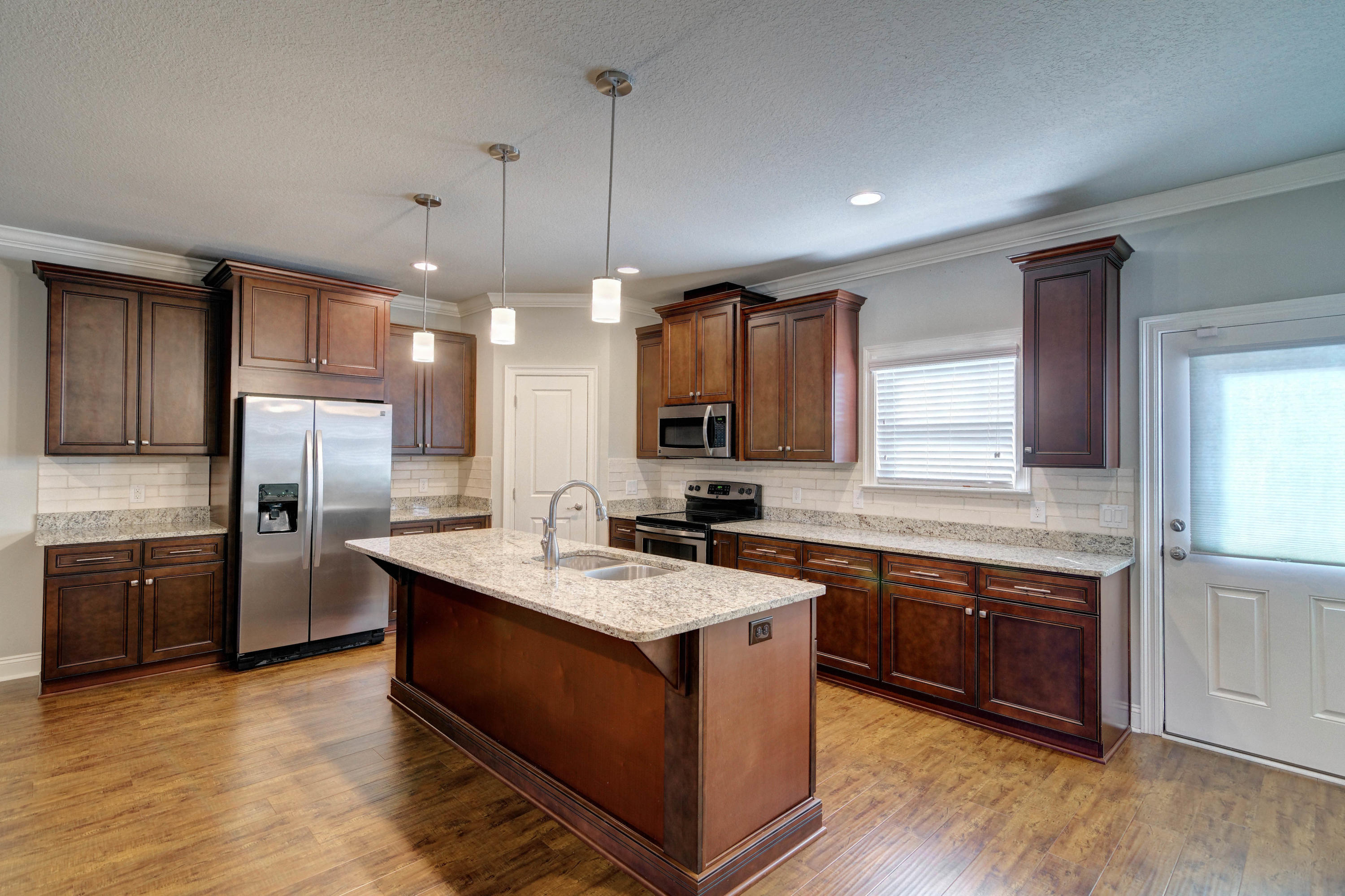 WEST NAVARRE - Residential