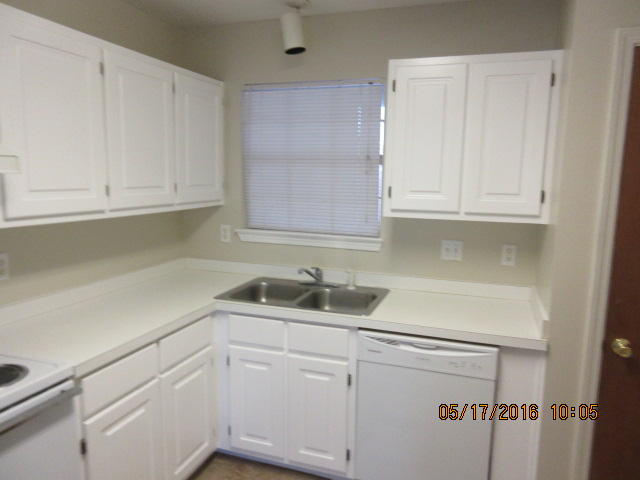 SCHNEIDER DRIVE T/H - Residential Lease