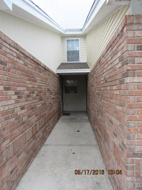 SCHNEIDER DRIVE T/H - Residential Lease